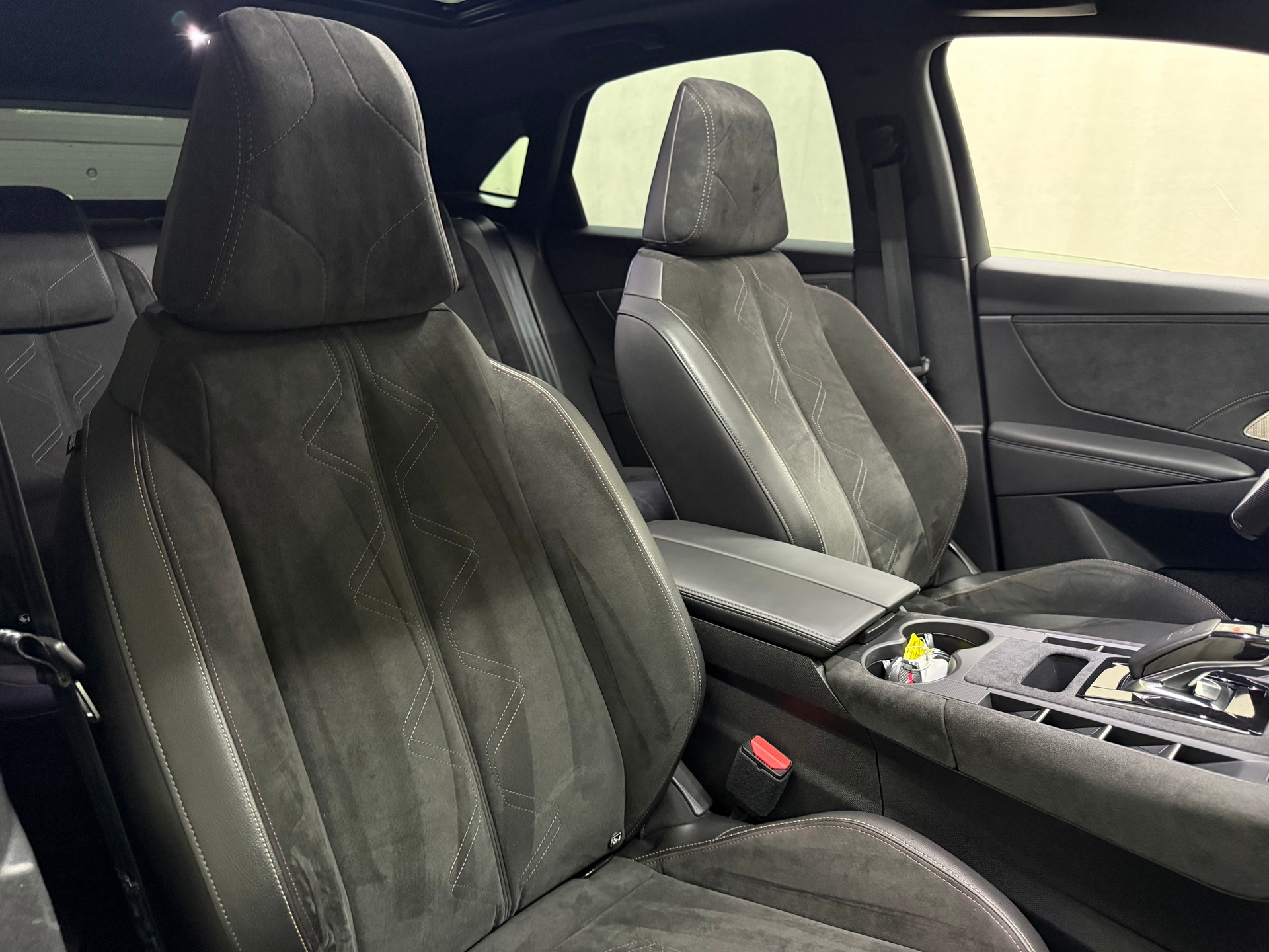 DS AUTOMOBILES DS 7 Crossback E-Tense 300 Performance Line-image-9