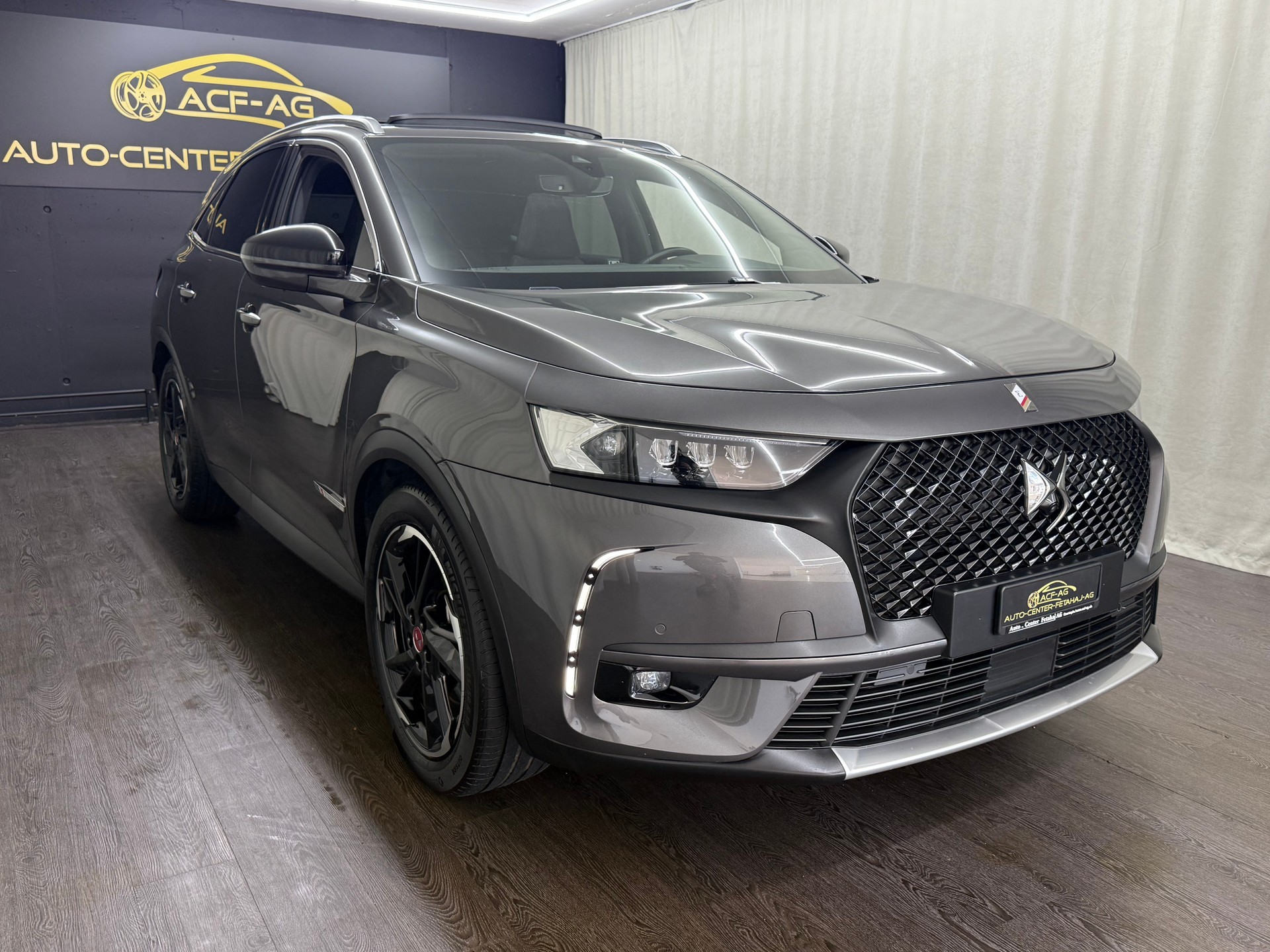 DS AUTOMOBILES DS 7 Crossback E-Tense 300 Performance Line-image-2