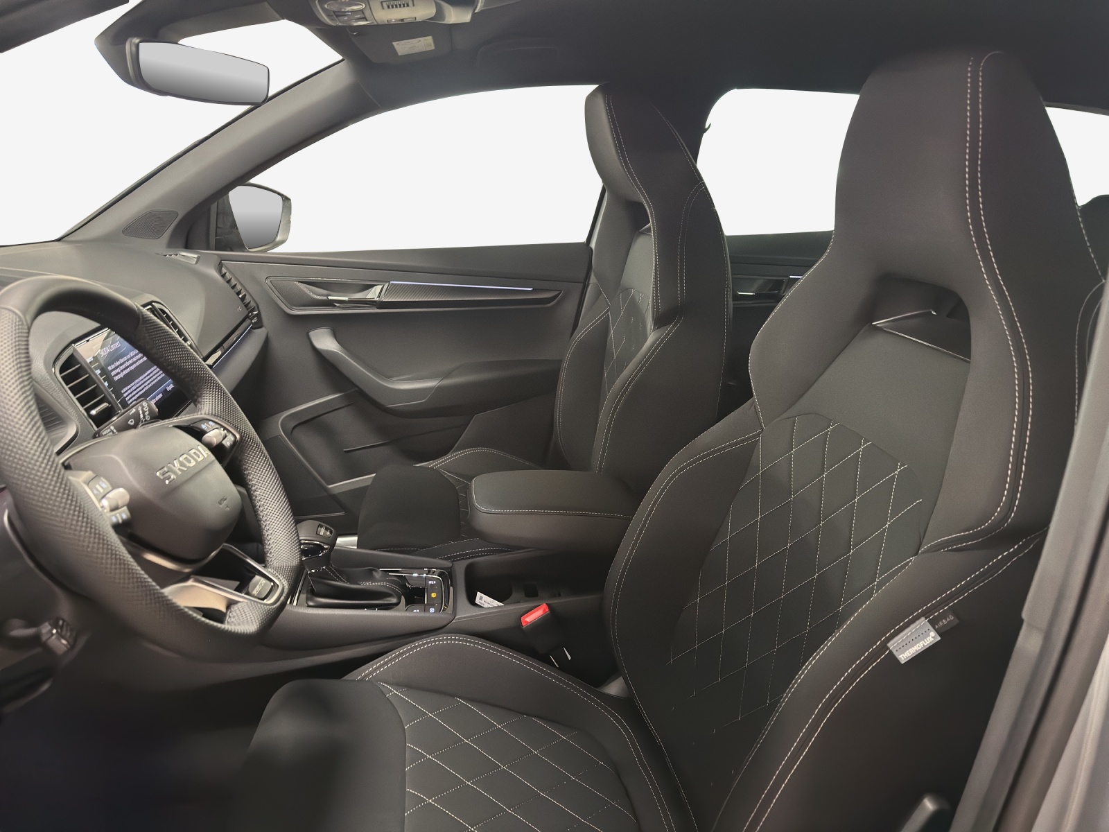 SKODA Karoq 2.0 TSI SportLine 4x4 DSG-image-7