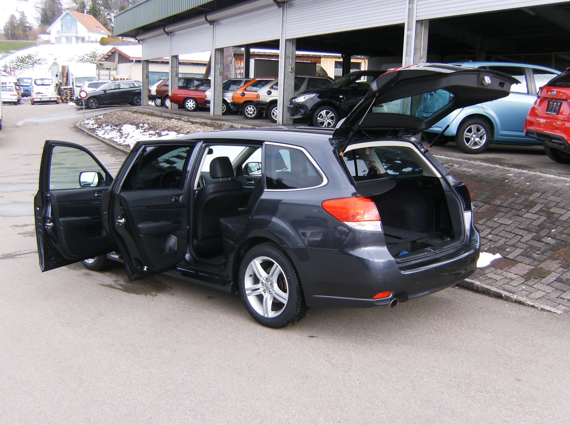 SUBARU Legacy 2.0D Limited S AWD-image-4