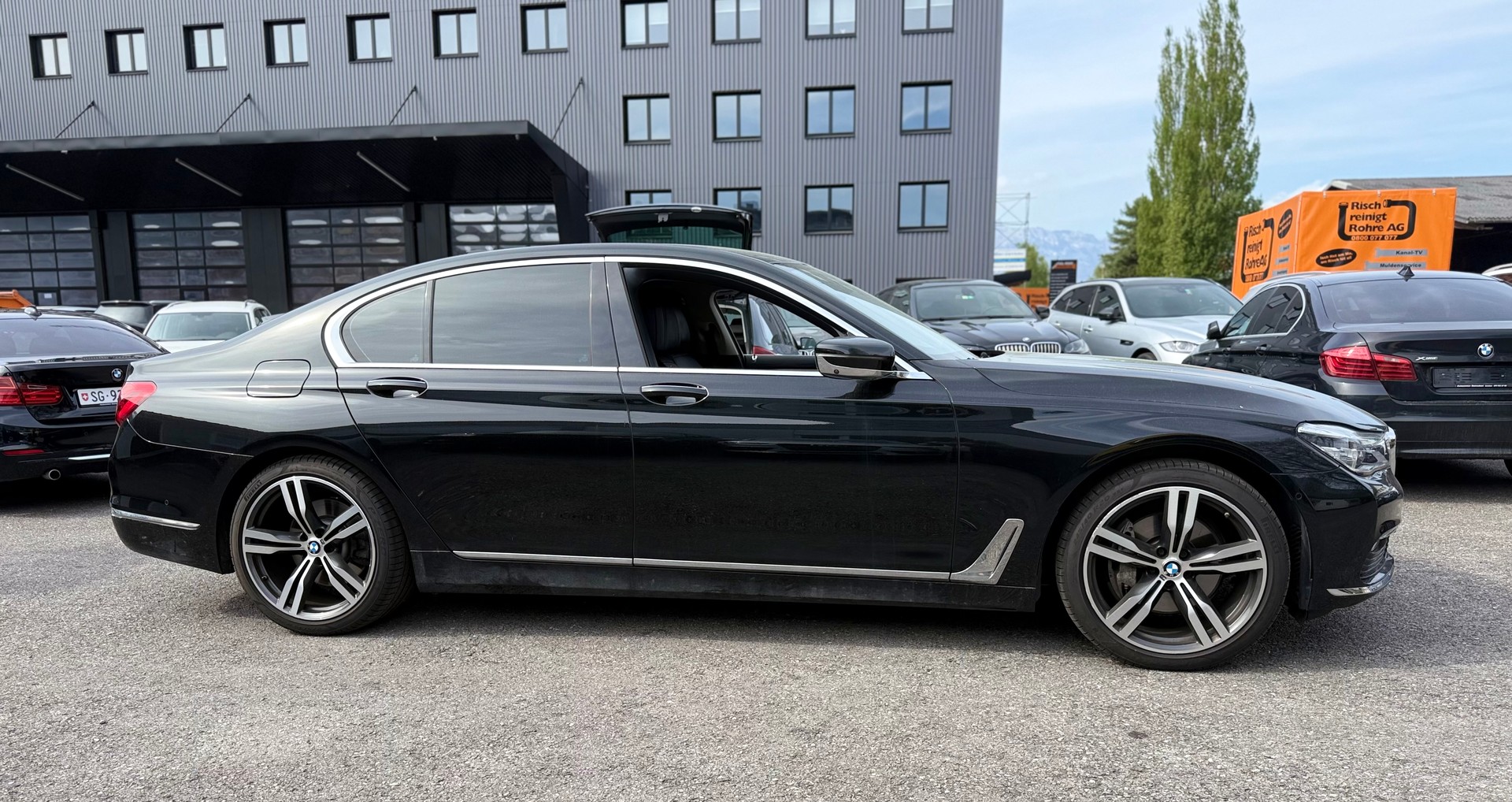 BMW 730d xDrive Steptronic-image-5