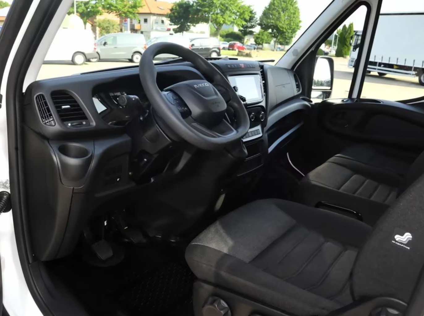 IVECO 35 S 14H Kipper mit AHK-image-5