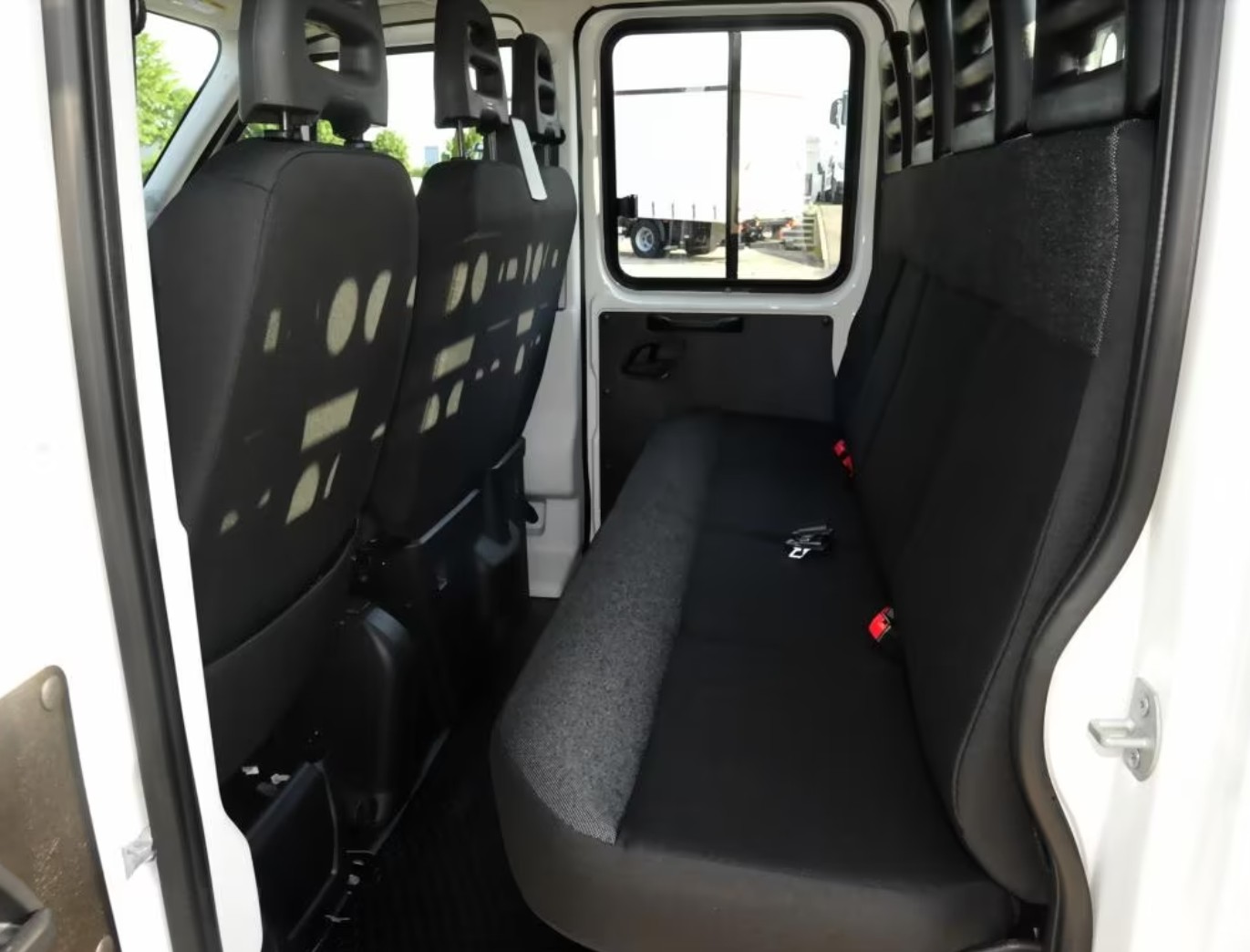 IVECO 35 S 14H Kipper mit AHK-image-10
