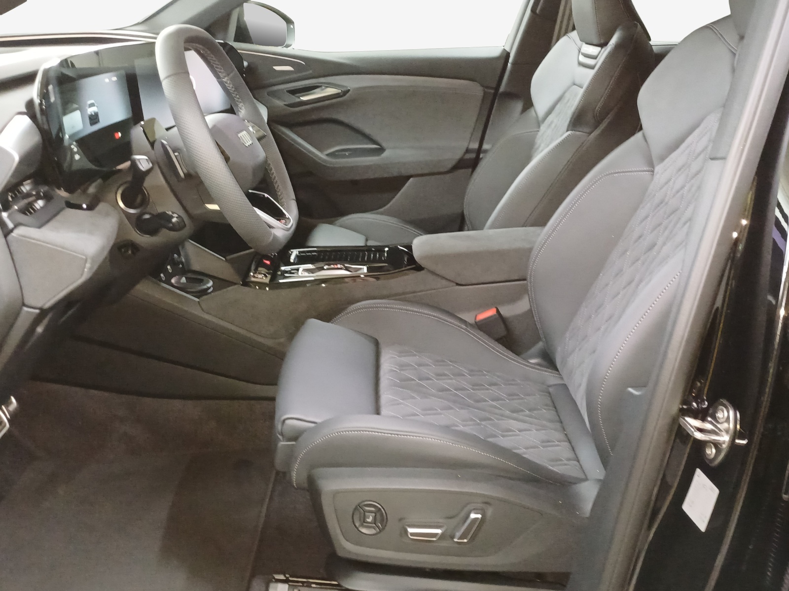 AUDI SQ6 e-tron quattro-image-7