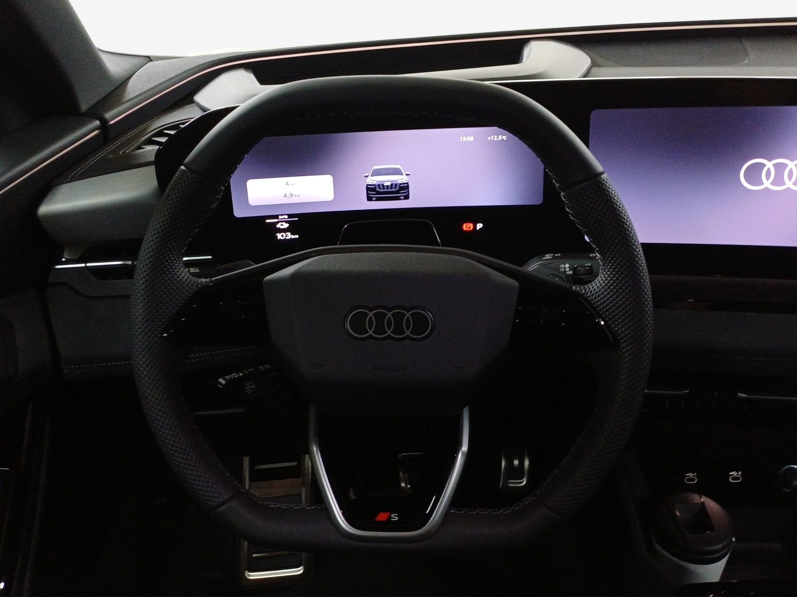 AUDI SQ6 e-tron quattro-image-9