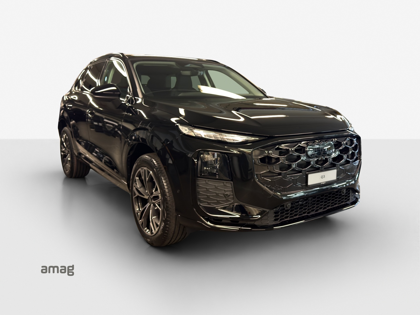 AUDI Q3 SUV e-hybrid 200 kW S tronig-image-5