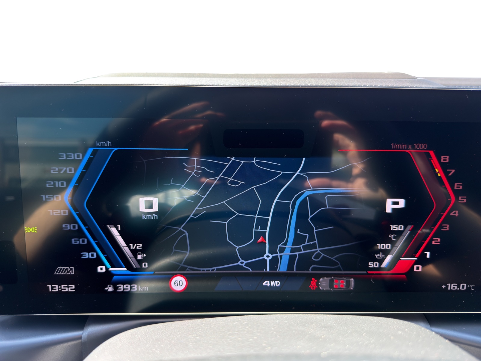 BMW M4 Cabrio Competition M xDrive-image-17
