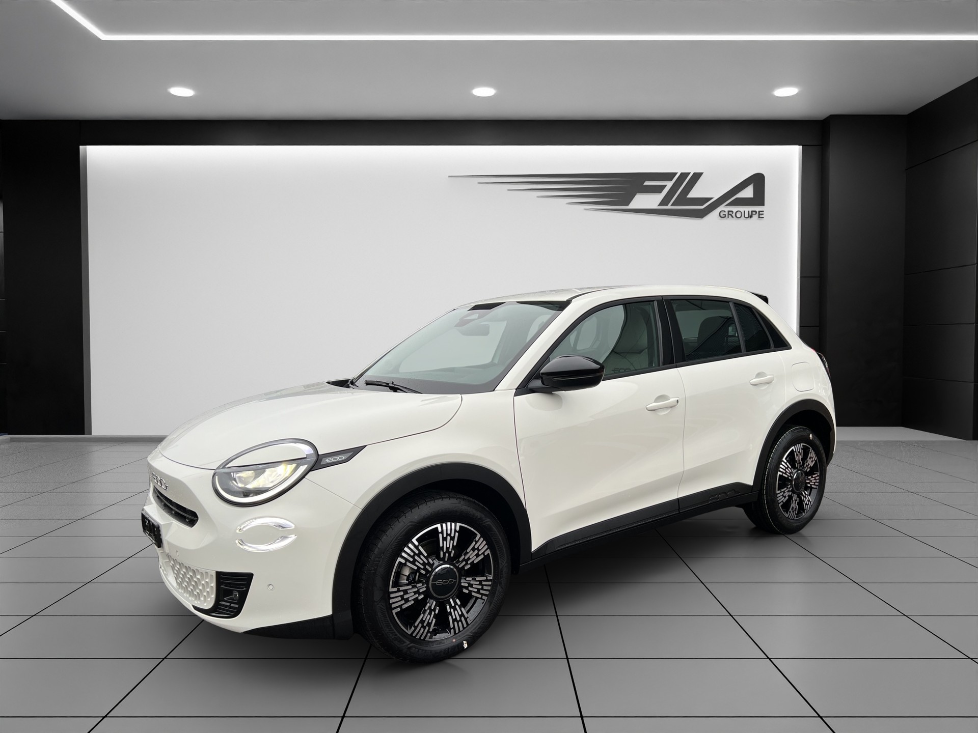 FIAT 600 1.2 Hybrid 110 Swis-image-1