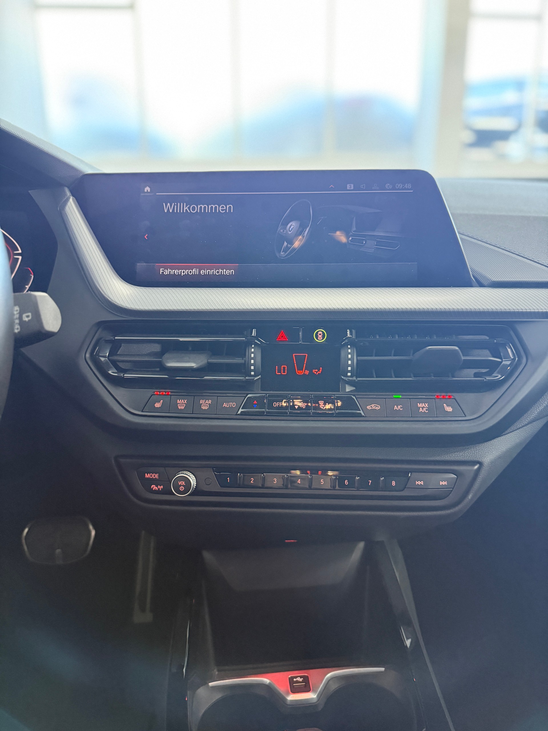 BMW 118i M Sport Steptronic-image-10