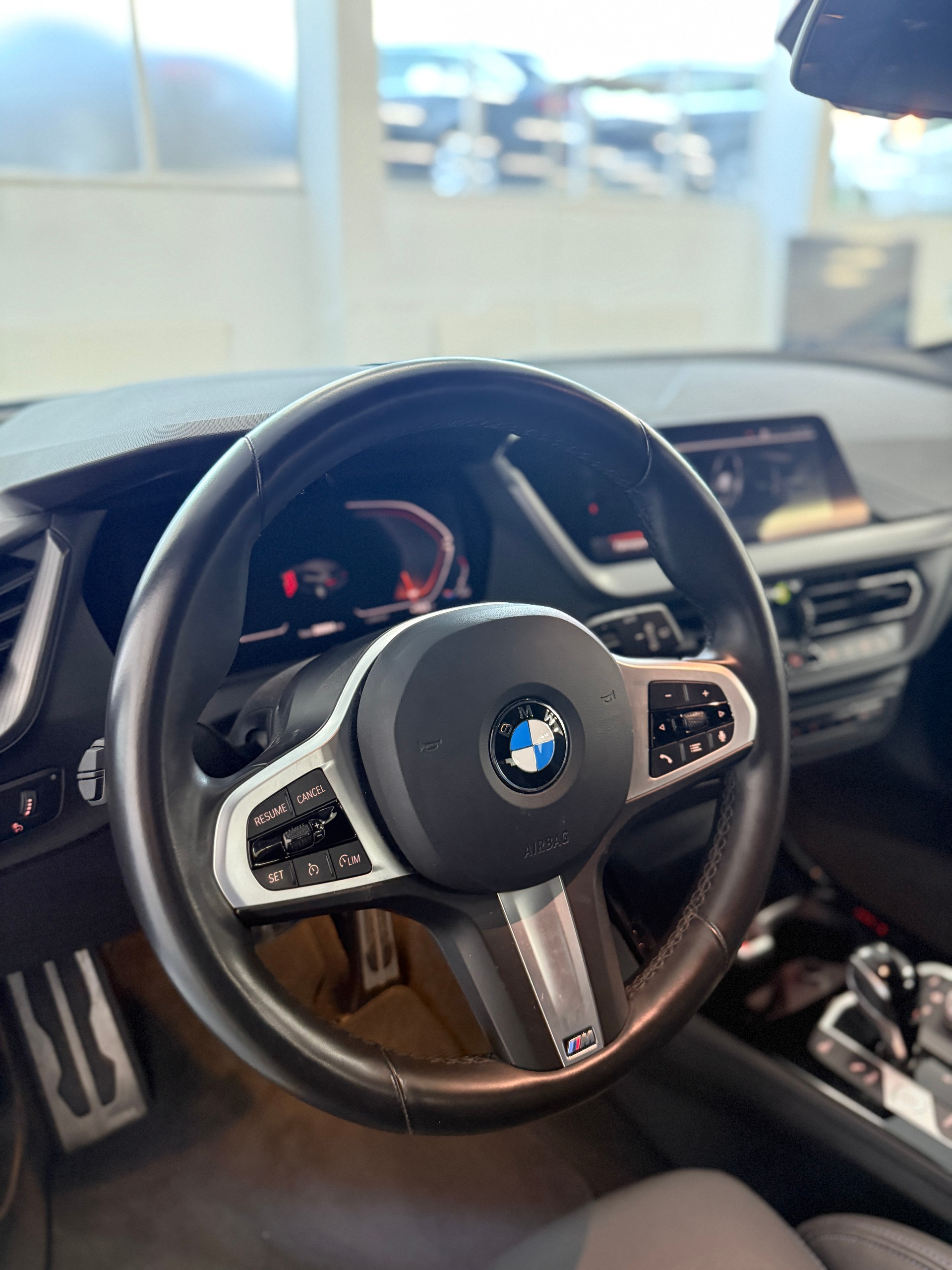BMW 118i M Sport Steptronic-image-9