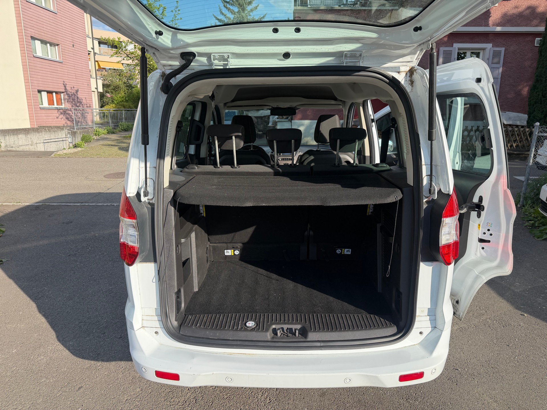 FORD Tourneo Courier 1.0 SCTi Trend-image-8