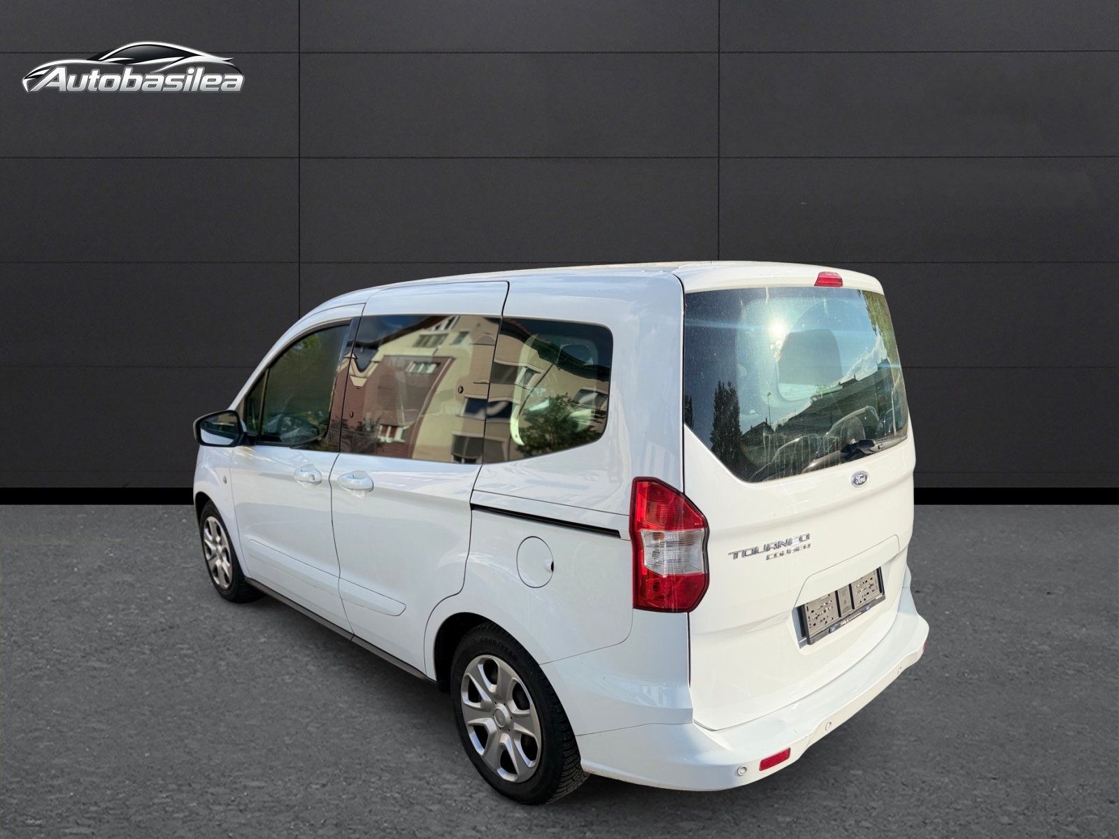 FORD Tourneo Courier 1.0 SCTi Trend-showroom-element-2