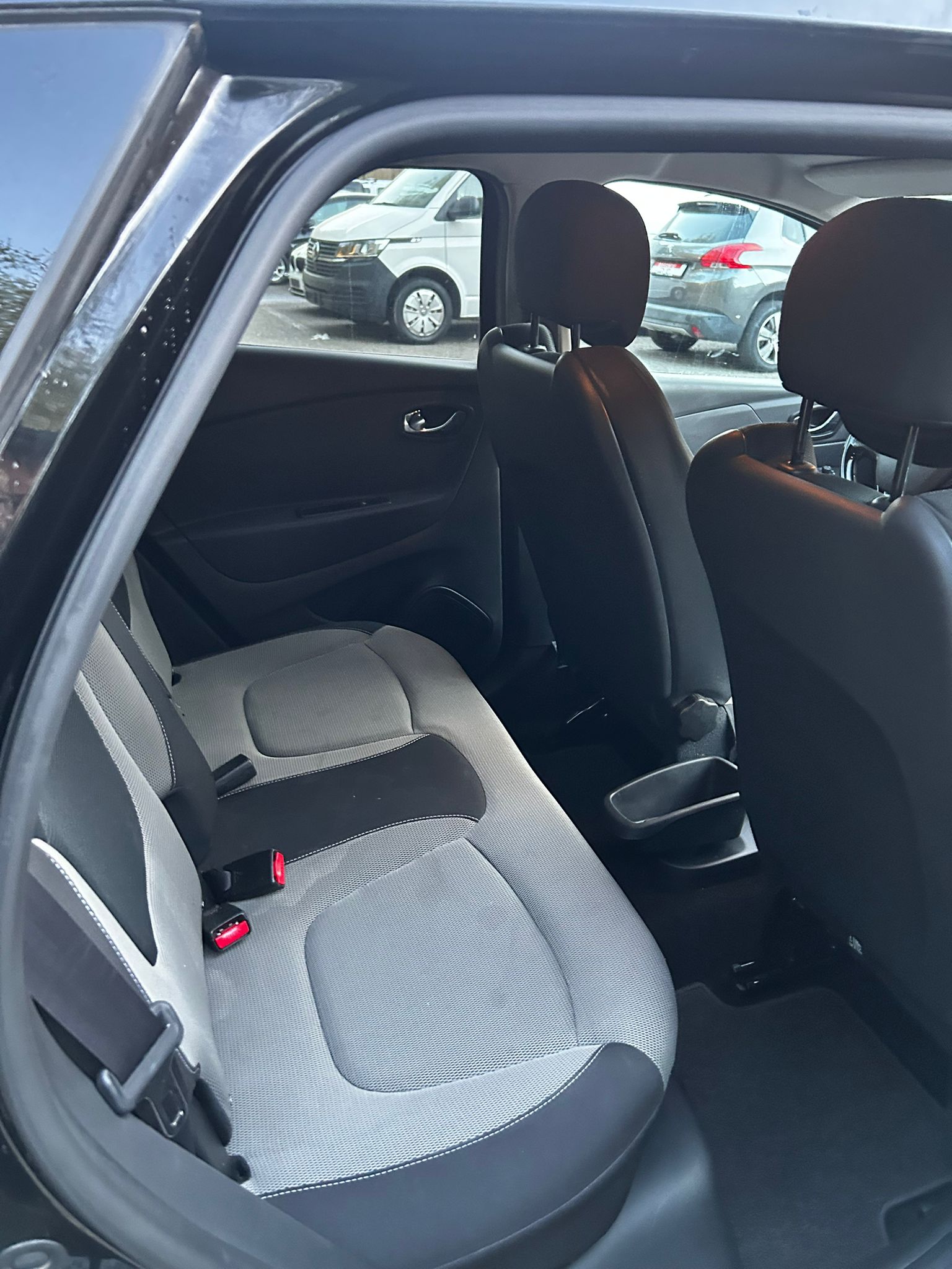 RENAULT Captur 1.2 T 16V Dynamique EDC-image-7