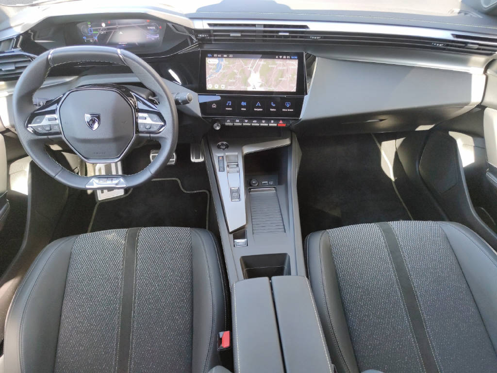PEUGEOT 308 SW 1.6 PHEV 180 GT-image-13