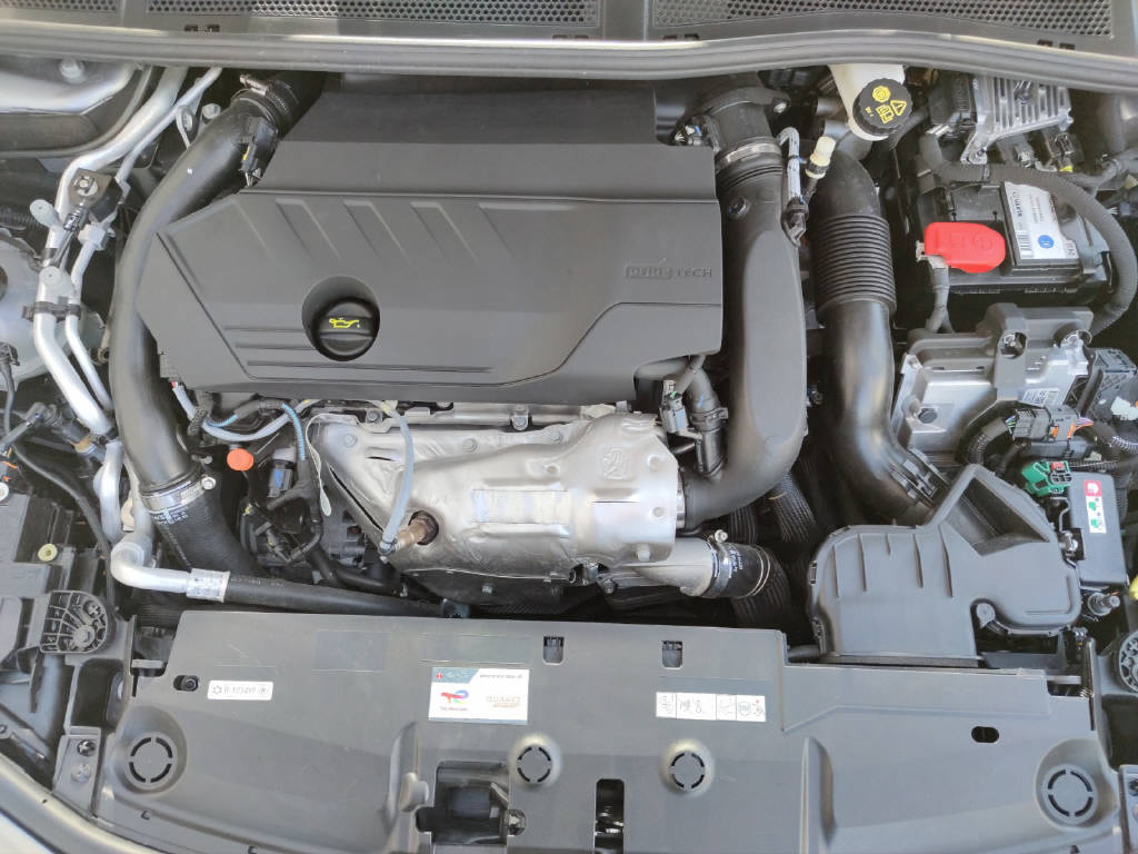 PEUGEOT 308 SW 1.6 PHEV 180 GT-image-8