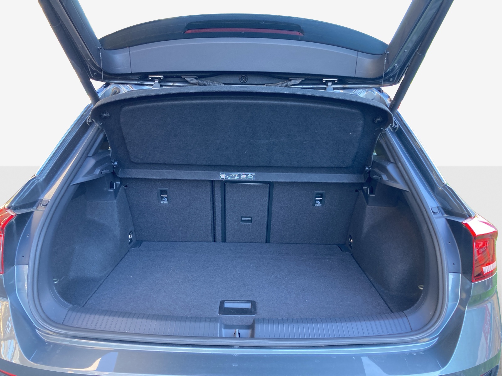 VW T-Roc 1.5 TSI EVO Sport DSG-image-12