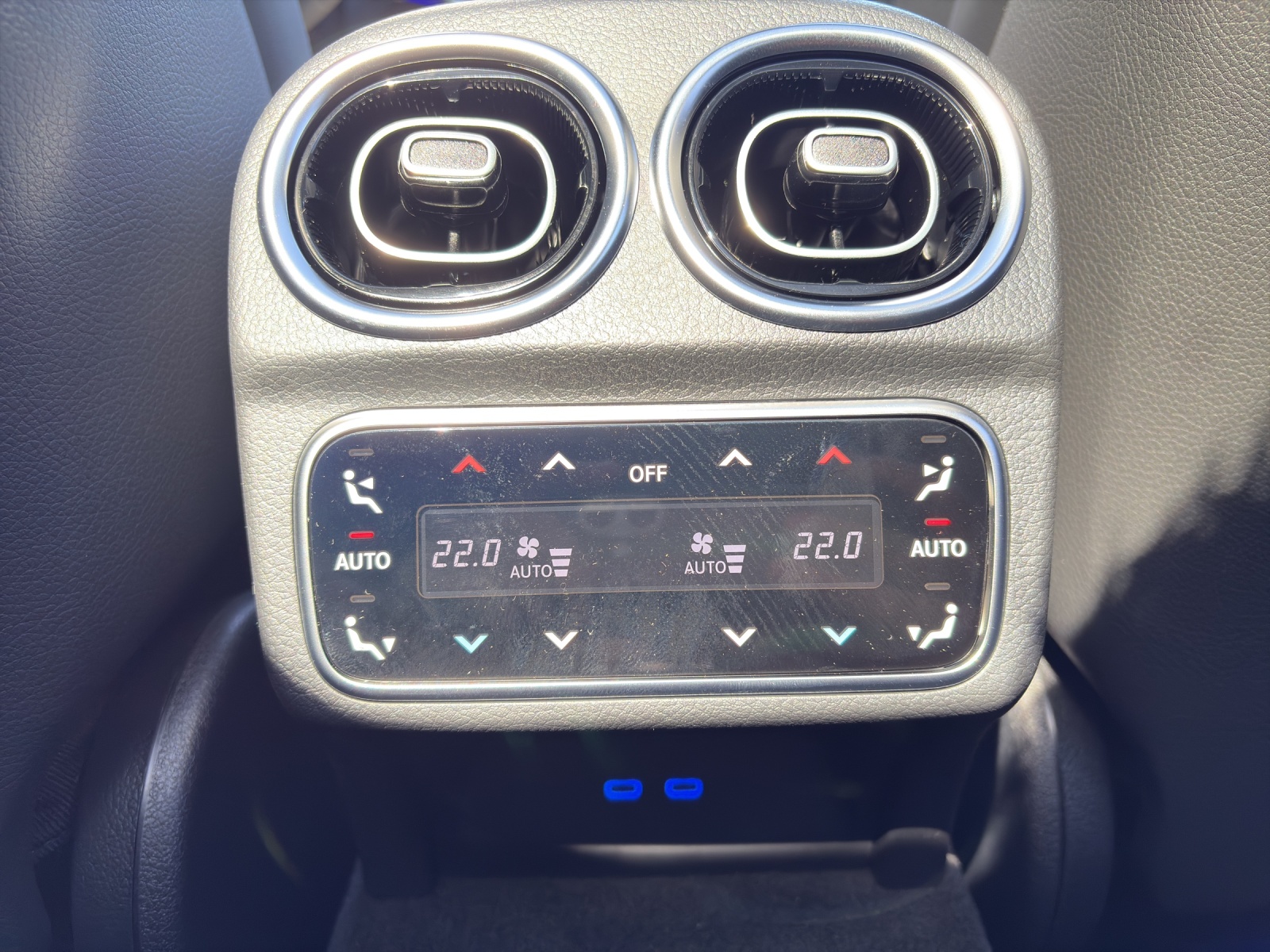 MERCEDES-BENZ C 220 d T 4 Matic Swiss Star-image-18