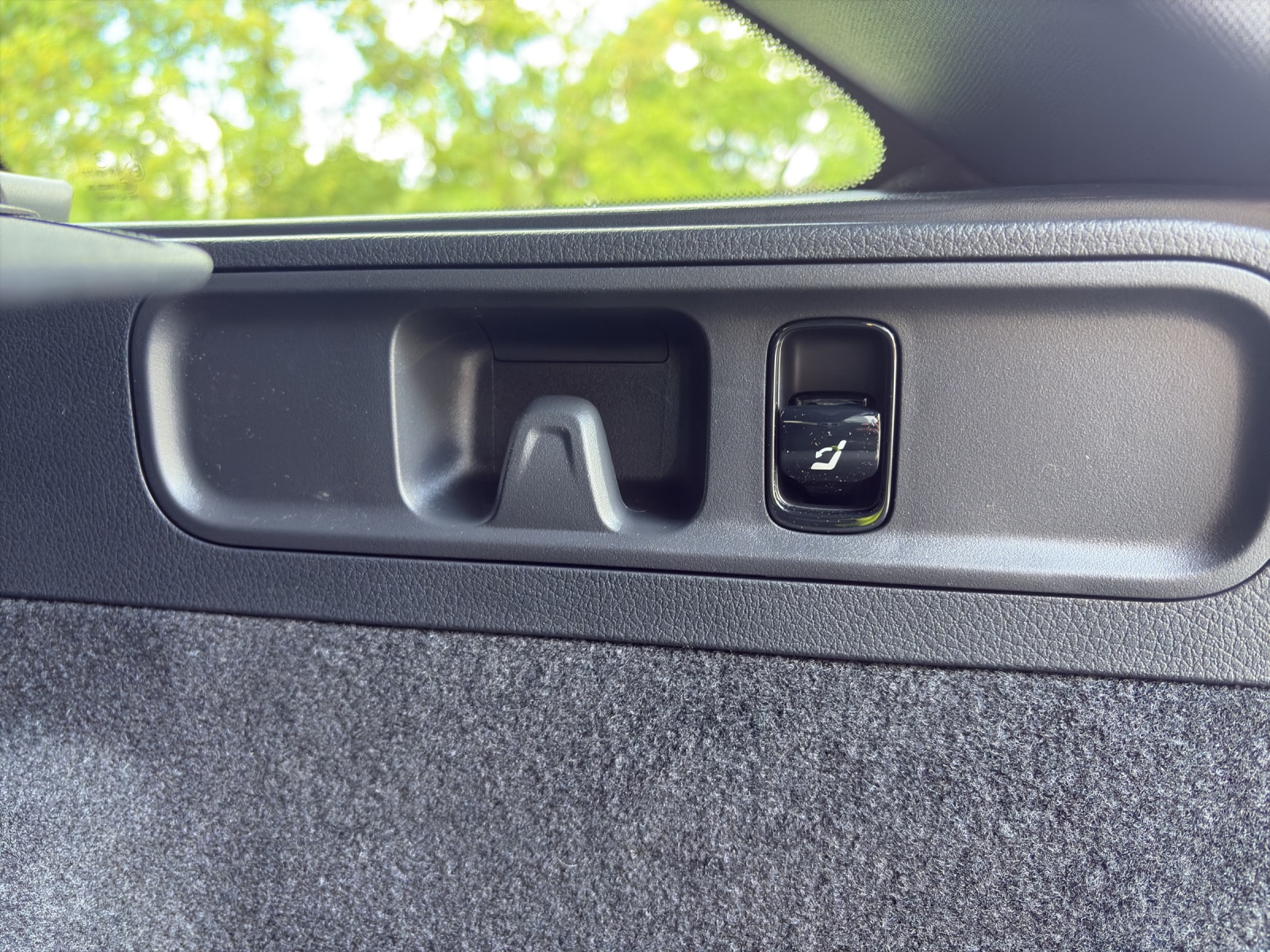 MERCEDES-BENZ C 220 d T 4 Matic Swiss Star-image-8