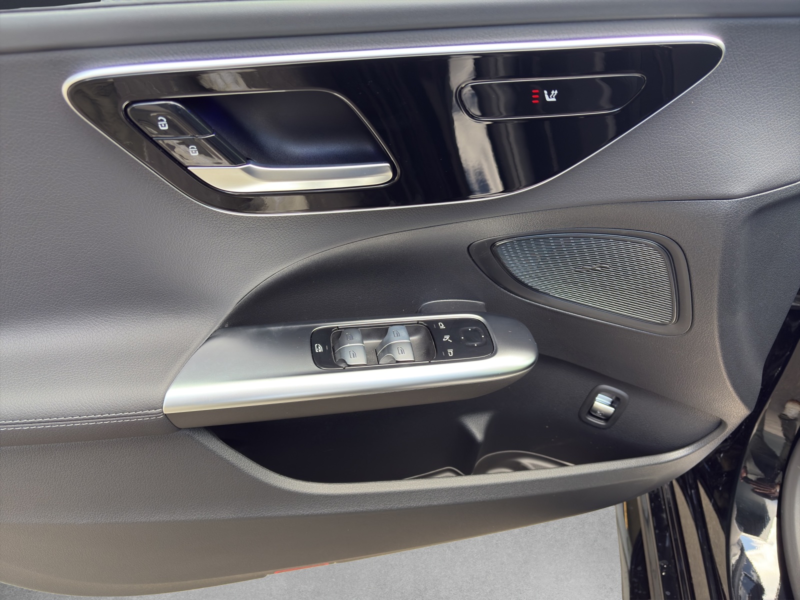 MERCEDES-BENZ C 220 d T 4 Matic Swiss Star-image-13