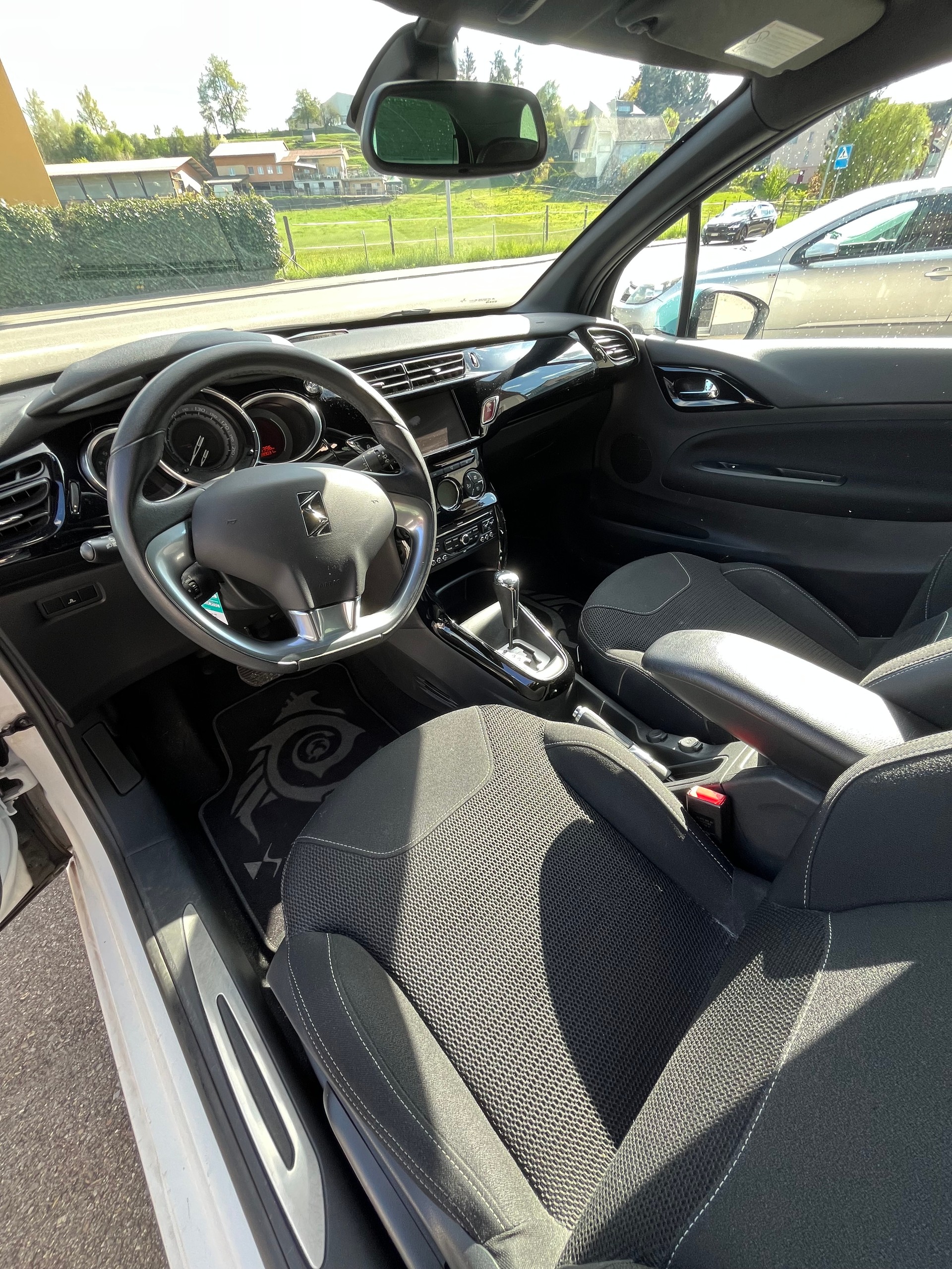 DS AUTOMOBILES DS3 1.6 VTi SO Chic Automatic-image-10