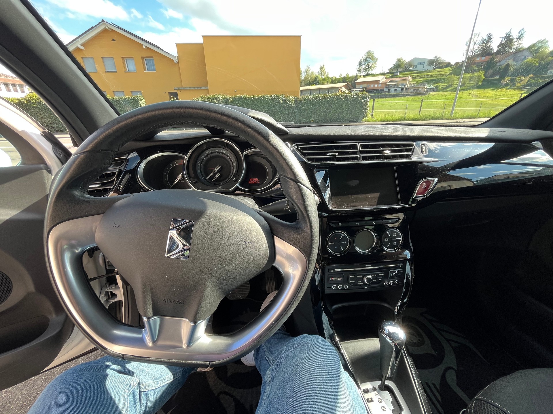 DS AUTOMOBILES DS3 1.6 VTi SO Chic Automatic-image-11
