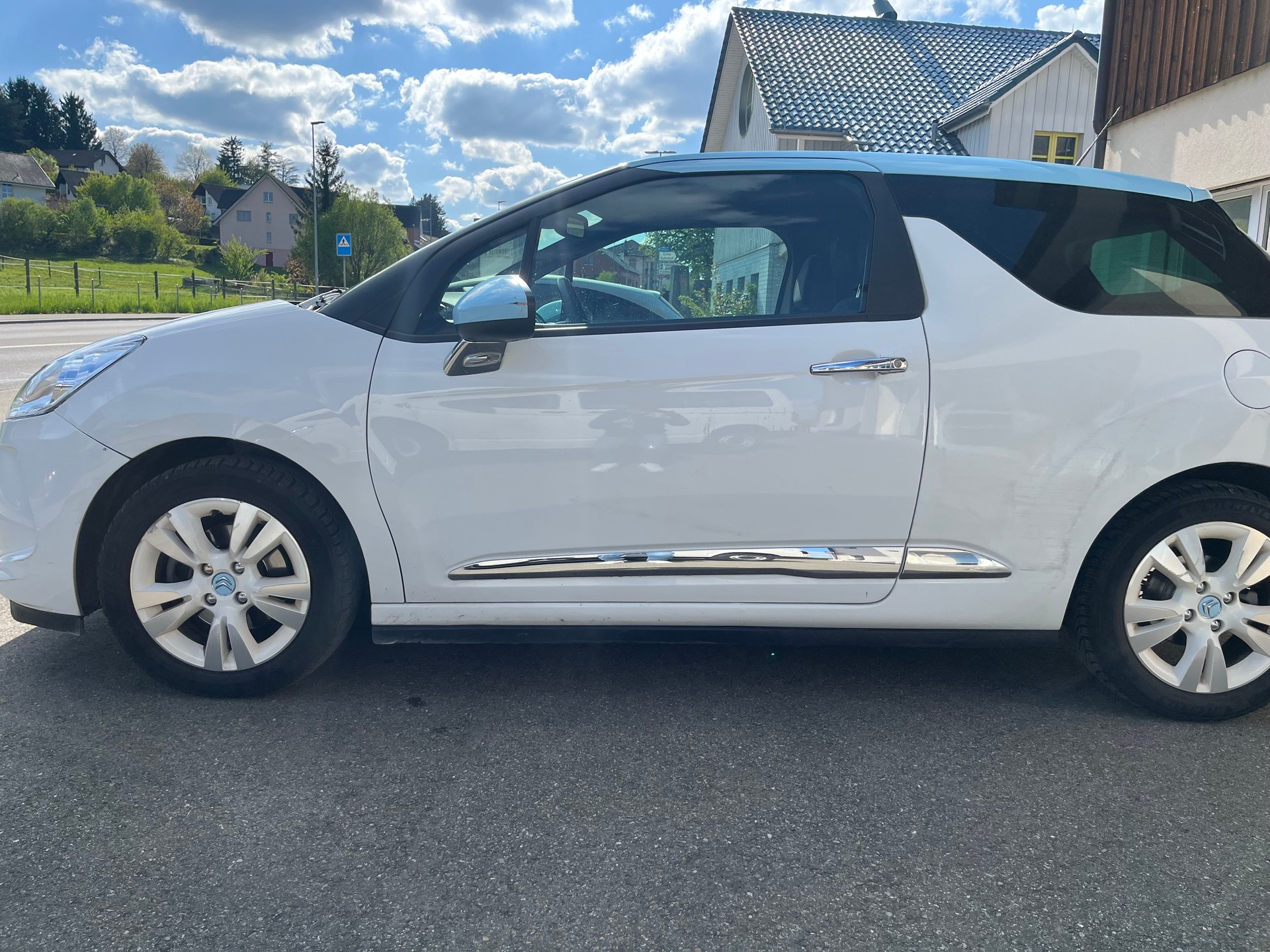DS AUTOMOBILES DS3 1.6 VTi SO Chic Automatic-image-3