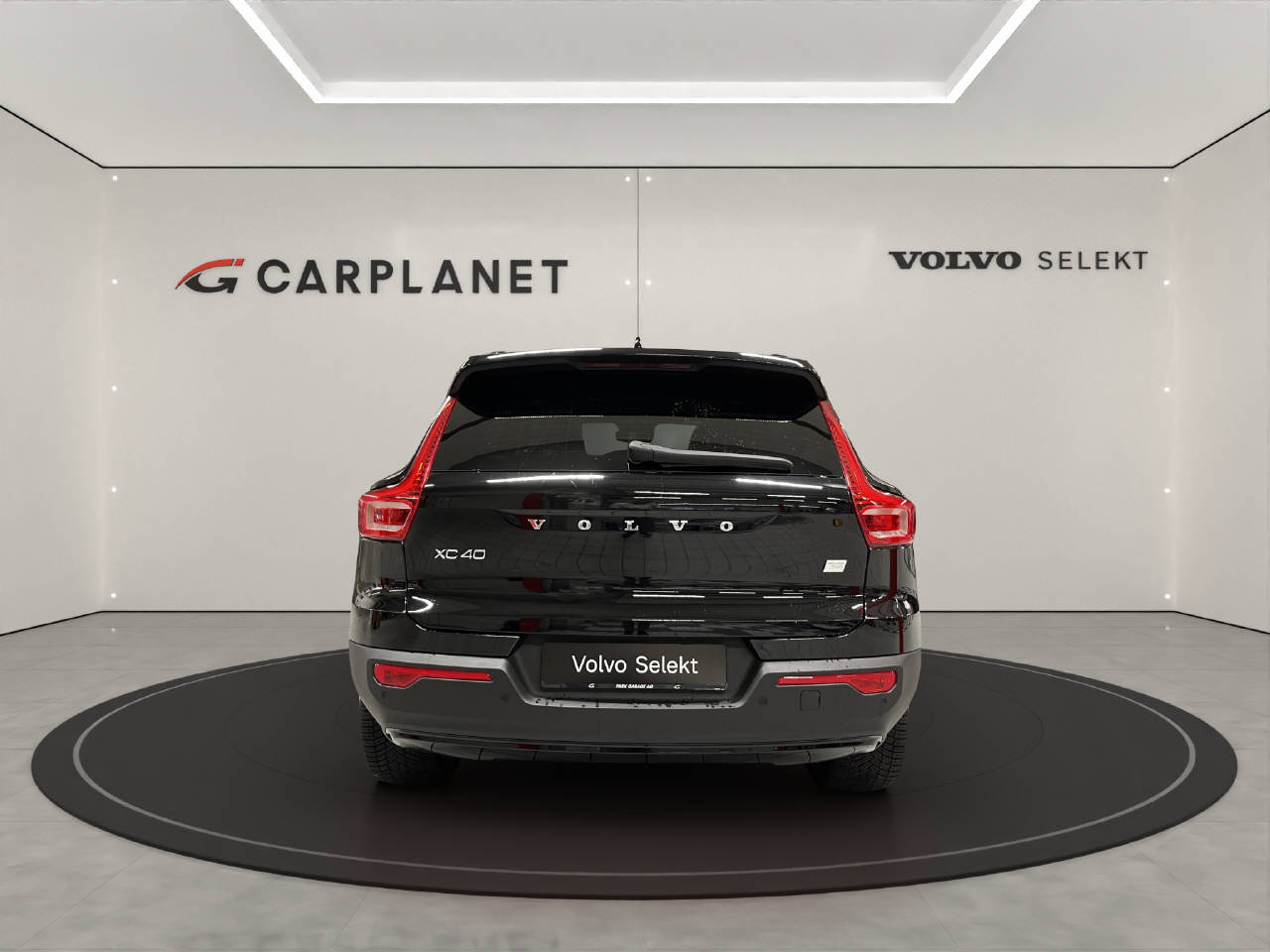 VOLVO XC40 P8 Twin Pro AWD-image-4