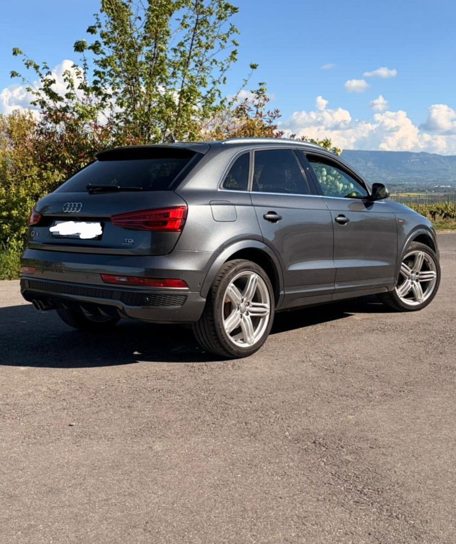 AUDI Q3 2.0 TDI sport quattro S-tronic-image-1