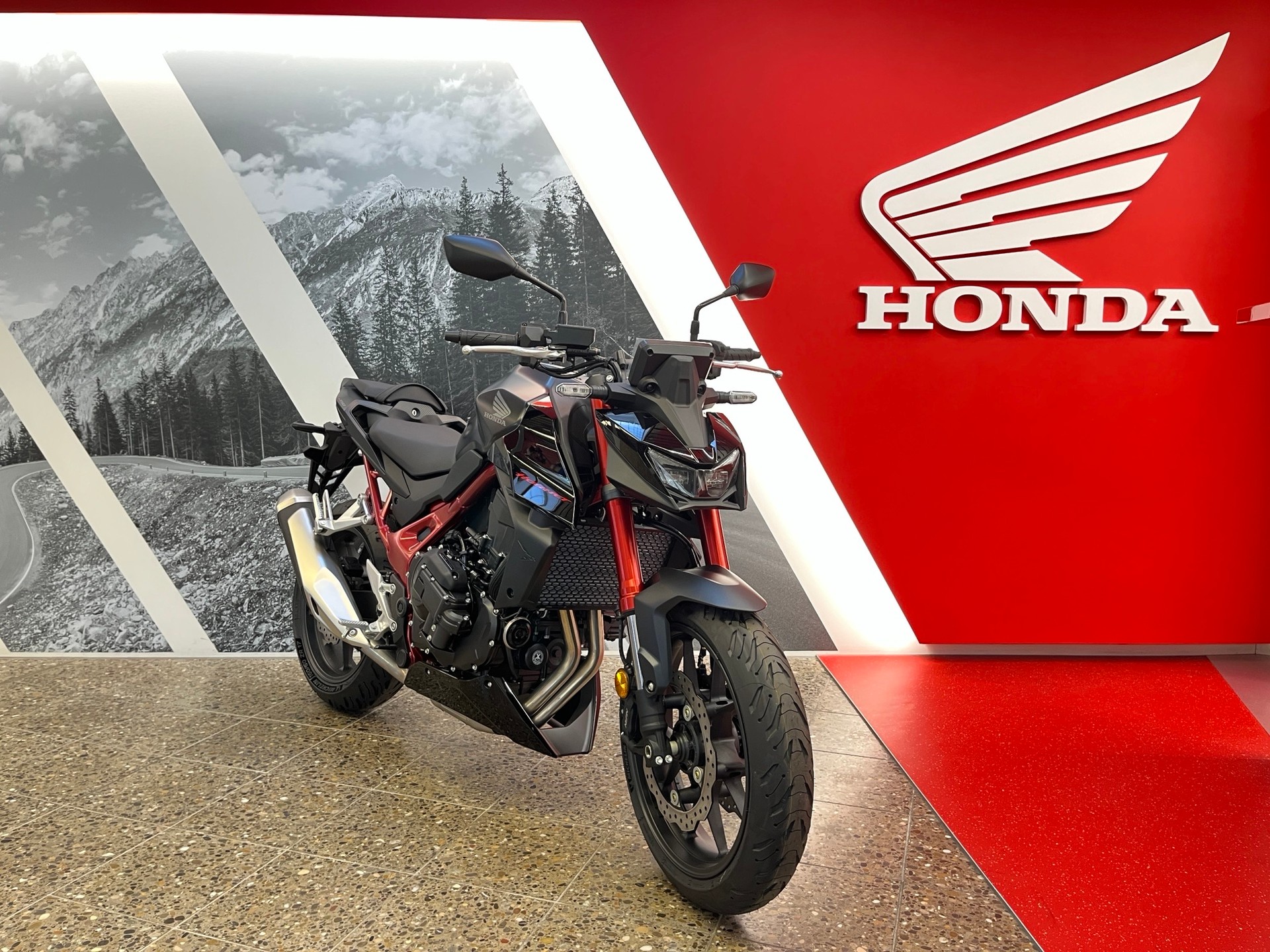 HONDA CB750AC E-CLUTCH auch 35KW möglich-showroom-element-2