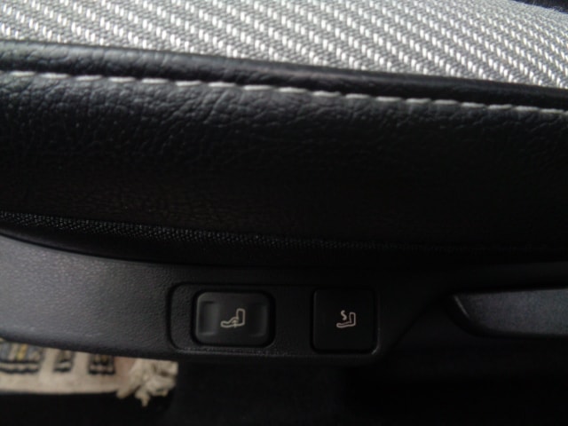 DS AUTOMOBILES DS4 1.6 THP SO Chic Automatic-image-6