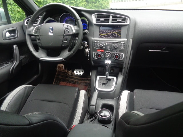DS AUTOMOBILES DS4 1.6 THP SO Chic Automatic-image-3