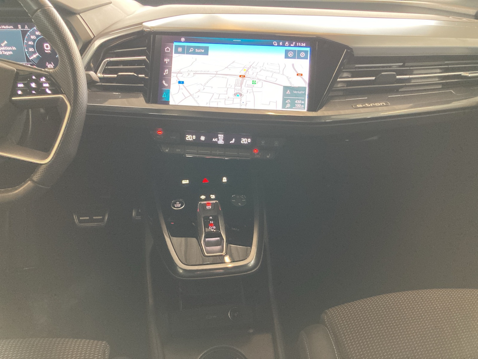 AUDI Q4 e-tron 45 Attraction quattro-image-11