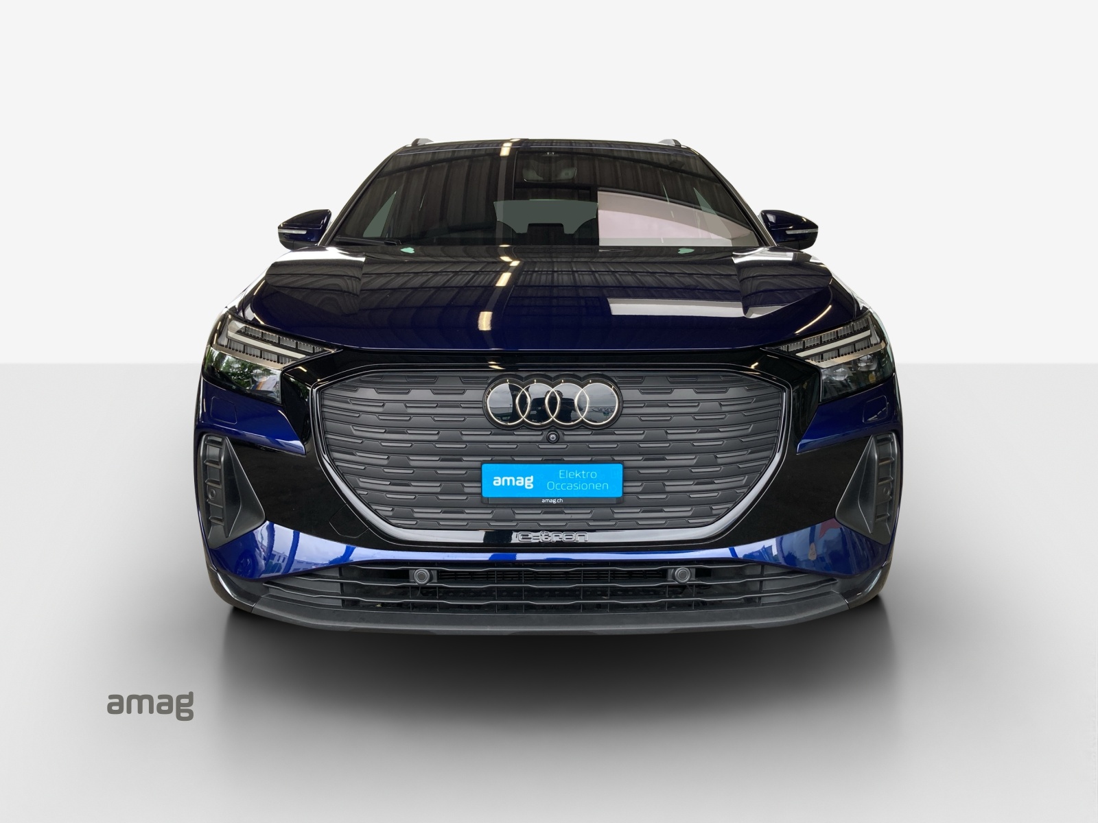 AUDI Q4 e-tron 45 Attraction quattro-image-7