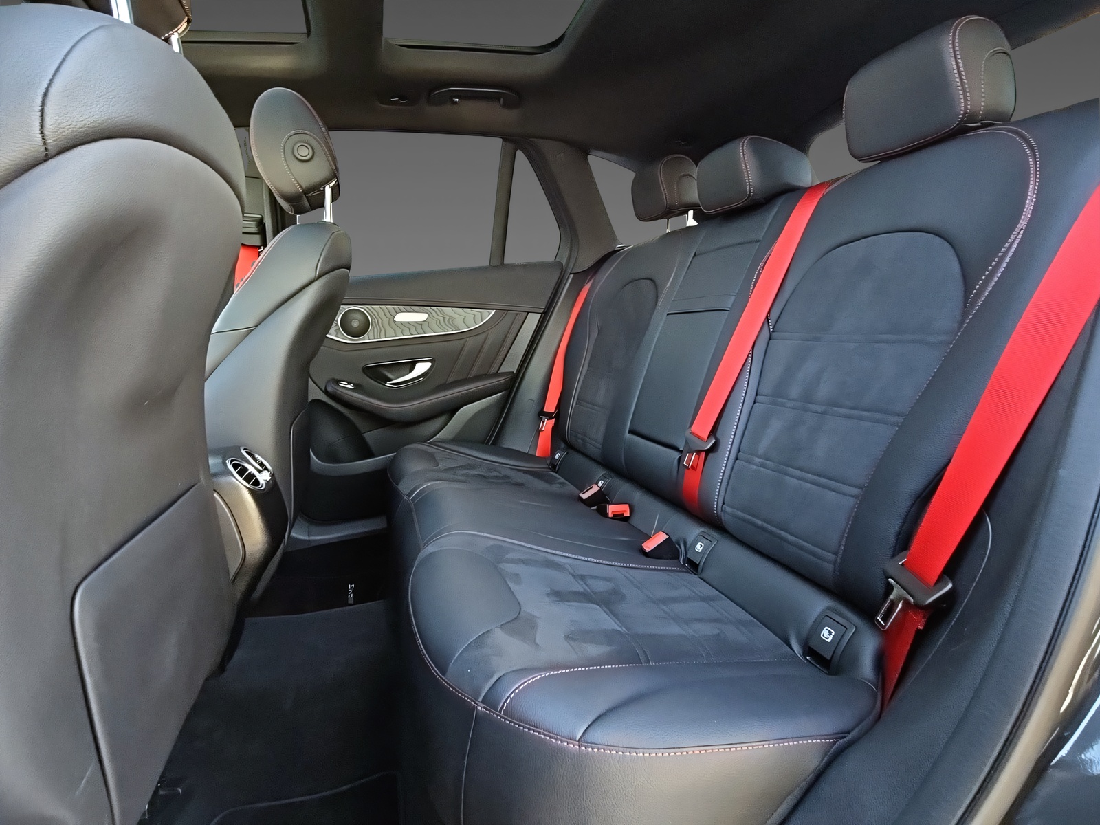 MERCEDES-BENZ GLC 43 4Matic-image-9