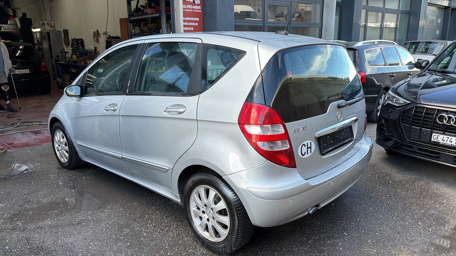 MERCEDES-BENZ A170-image-2