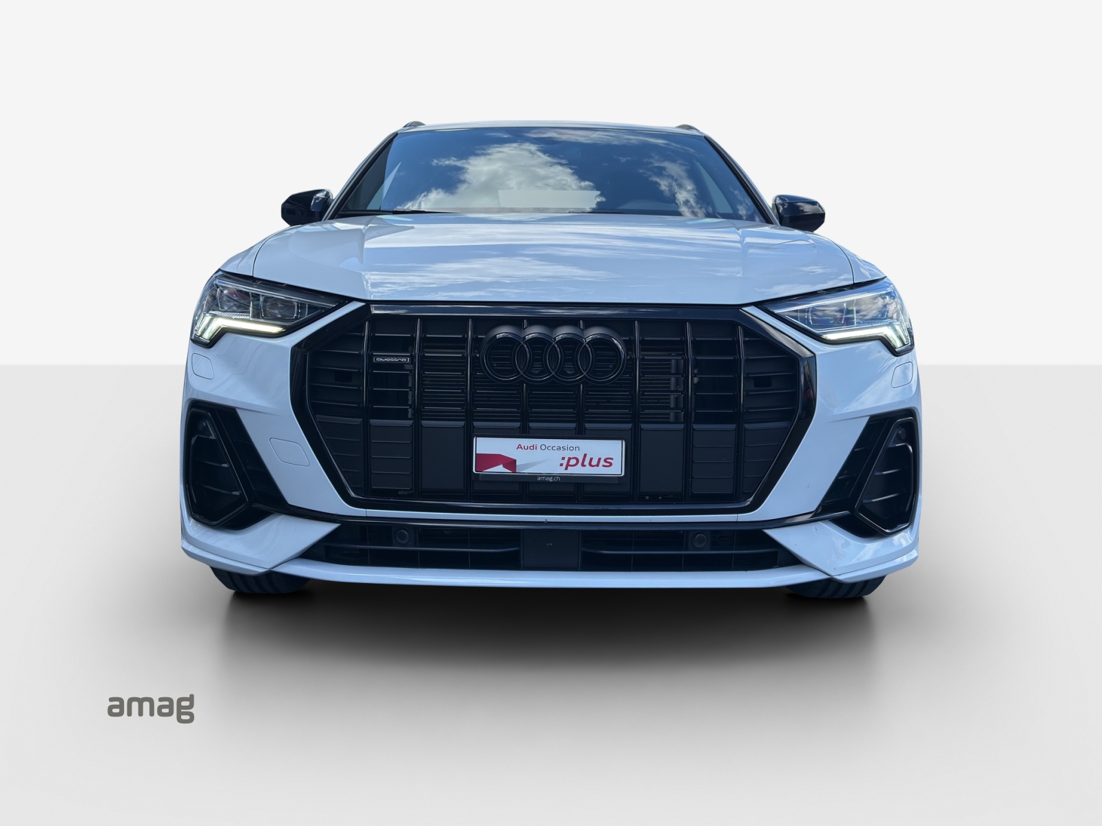 AUDI Q3 Sportback 40 TFSI S line quattro S-tronic-image-6