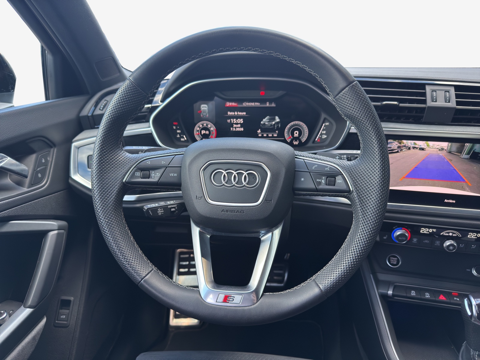 AUDI Q3 Sportback 40 TFSI S line quattro S-tronic-image-9