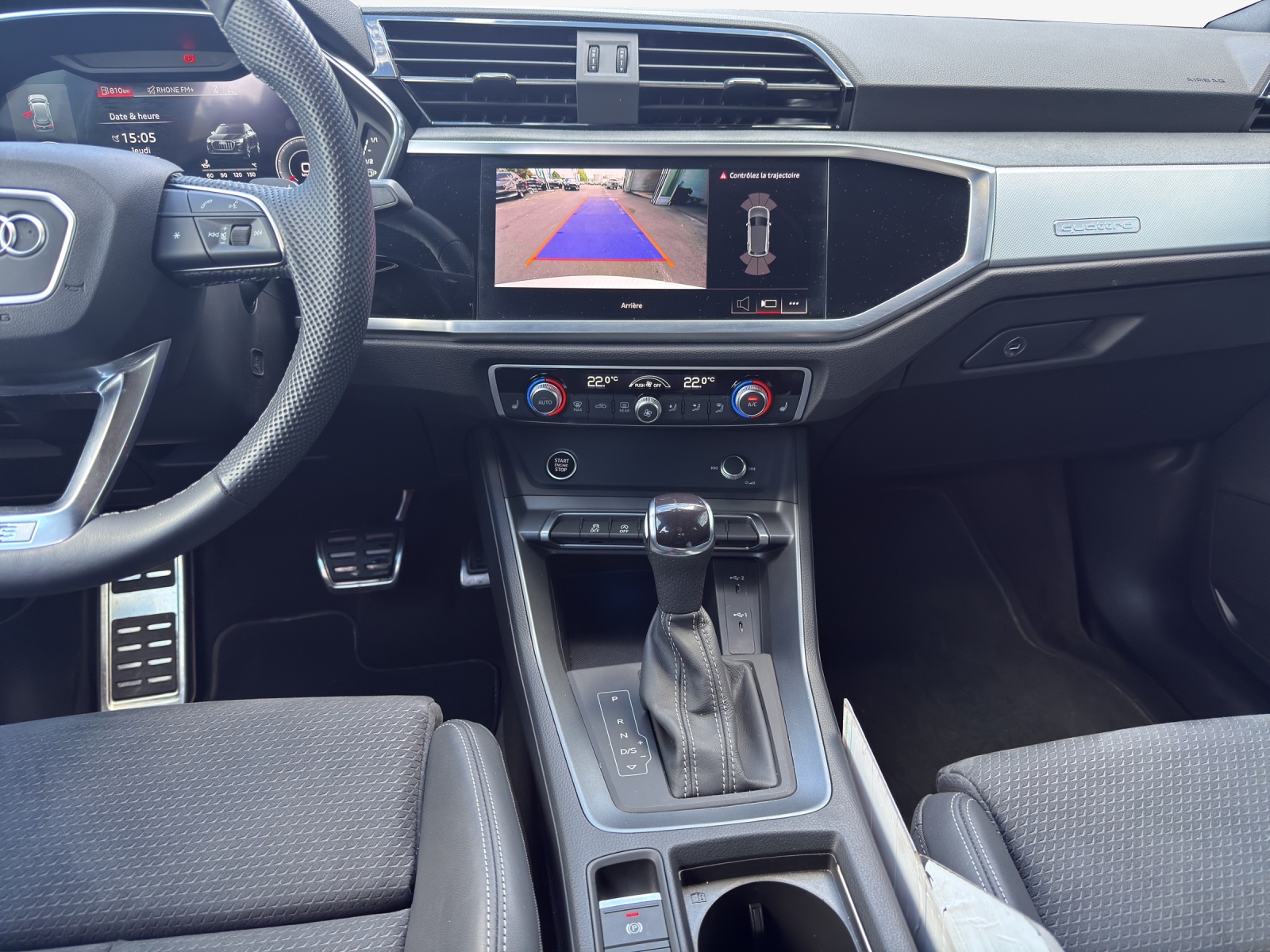 AUDI Q3 Sportback 40 TFSI S line quattro S-tronic-image-10