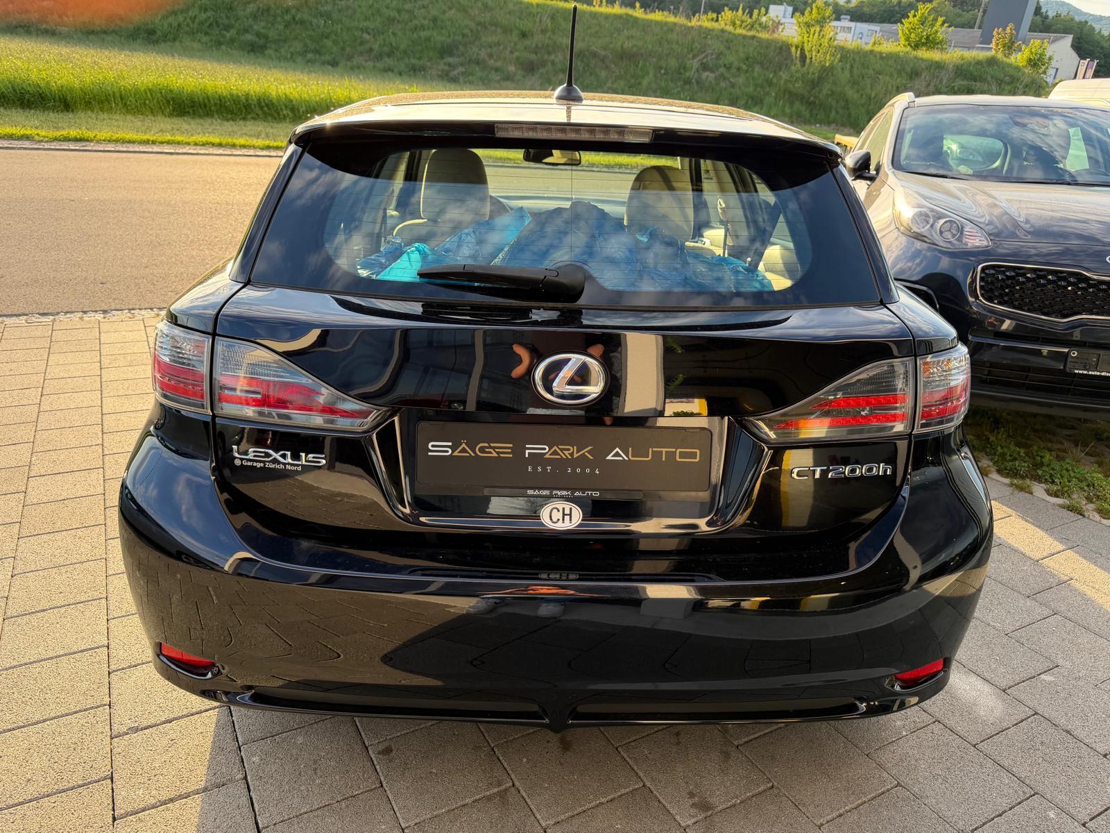 LEXUS CT 200h Comfort-image-5