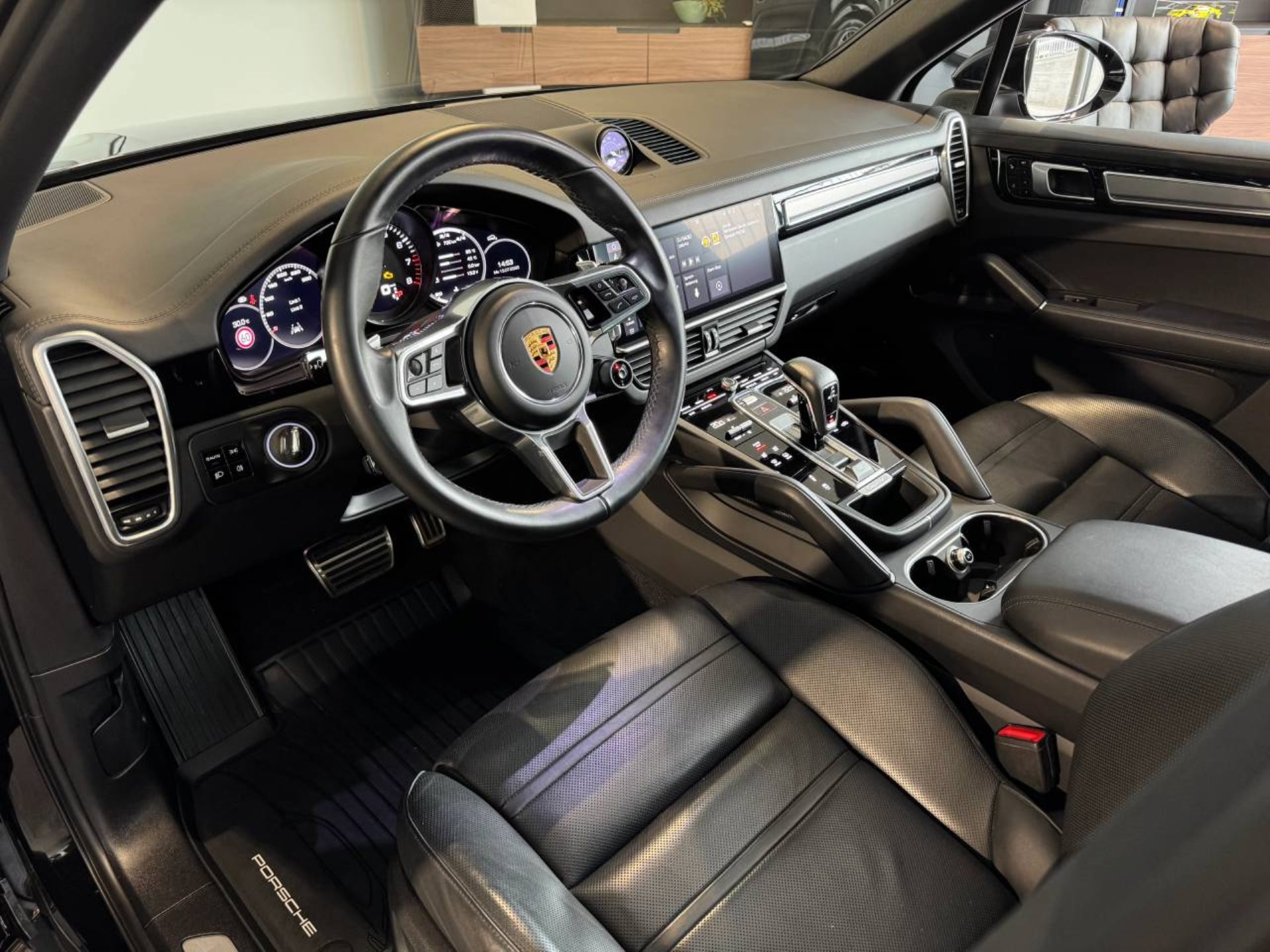 PORSCHE Cayenne S-image-3