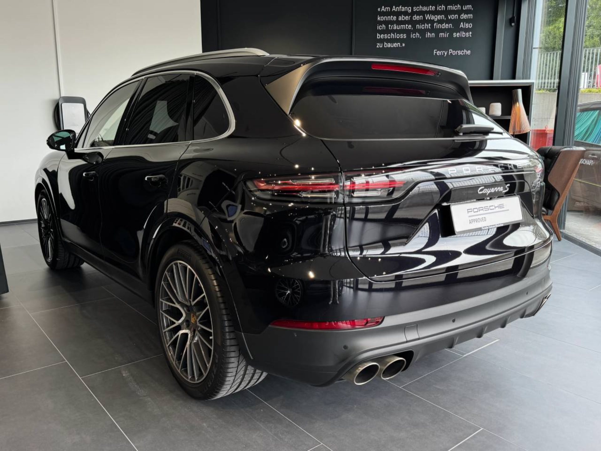 PORSCHE Cayenne S-image-2