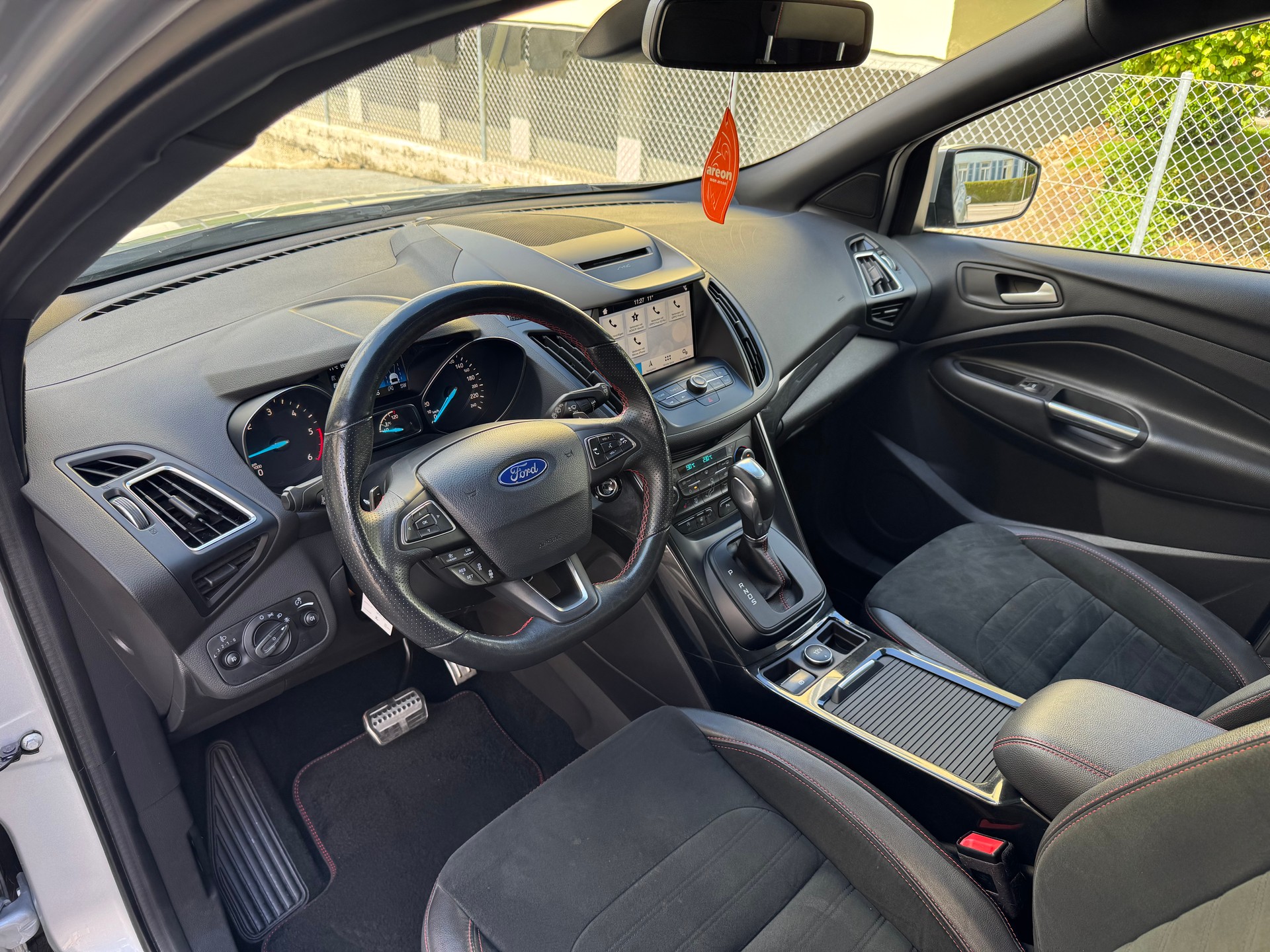 FORD Kuga 2.0 TDCi ST Line High 4WD PowerShift-image-9