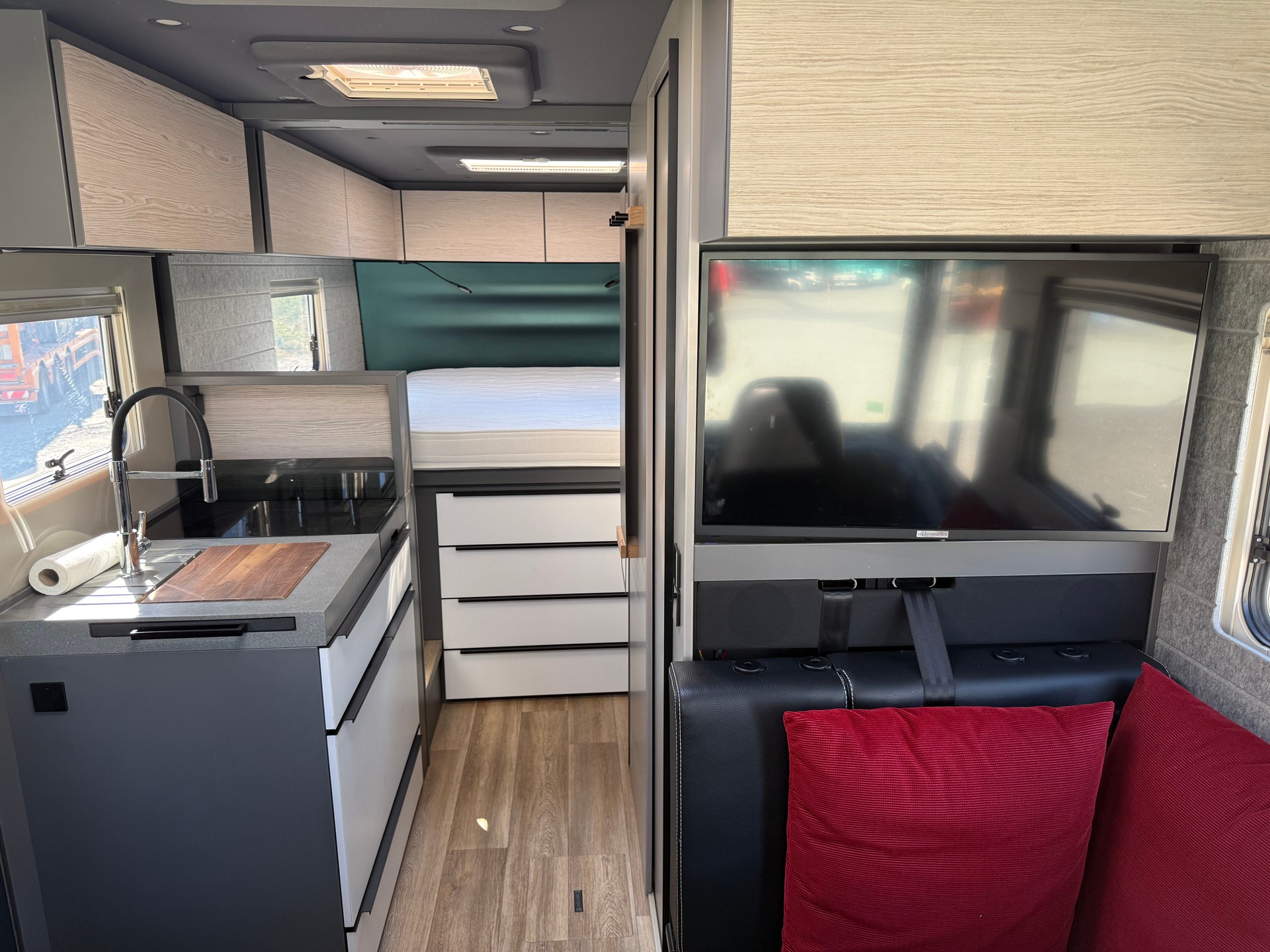 NIESMANN + BISCHOFF 7.3-image-15