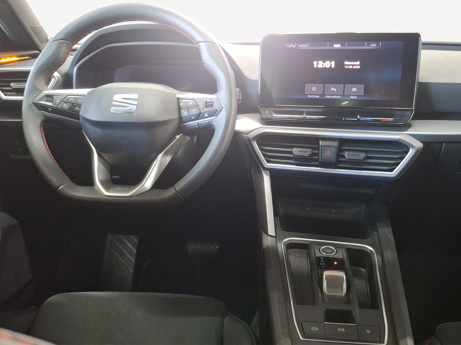 SEAT Leon 1.5 eTSI mHEV DSG FR-image-8