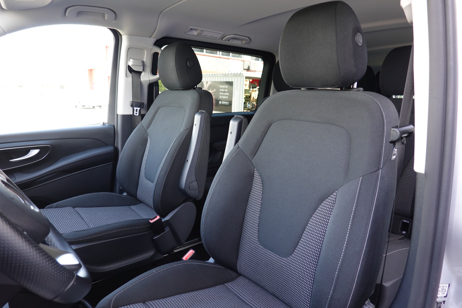 MERCEDES-BENZ V 220 D - "TREND" - LANG - 9G-TRONIC-image-12
