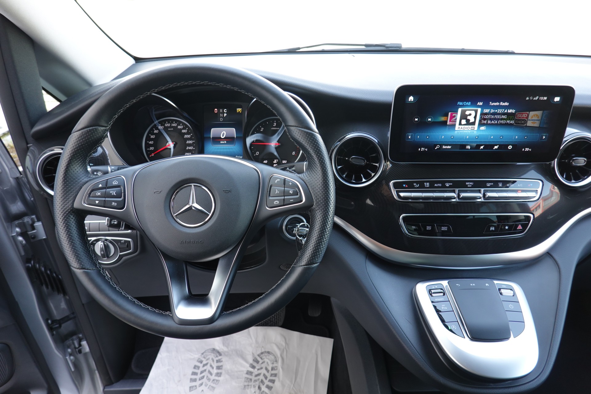 MERCEDES-BENZ V 220 D - "TREND" - LANG - 9G-TRONIC-image-8