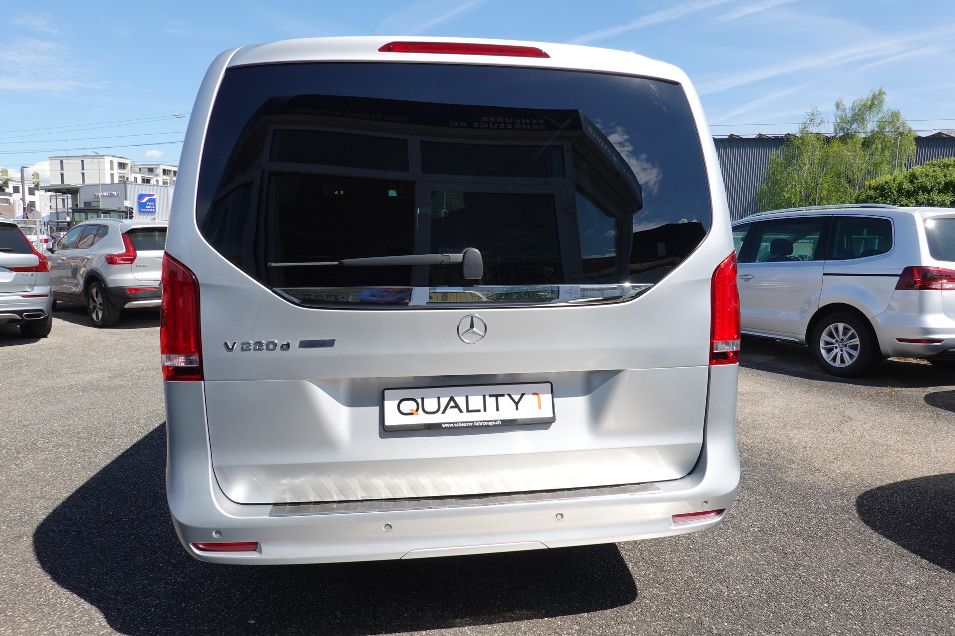 MERCEDES-BENZ V 220 D - "TREND" - LANG - 9G-TRONIC-image-2