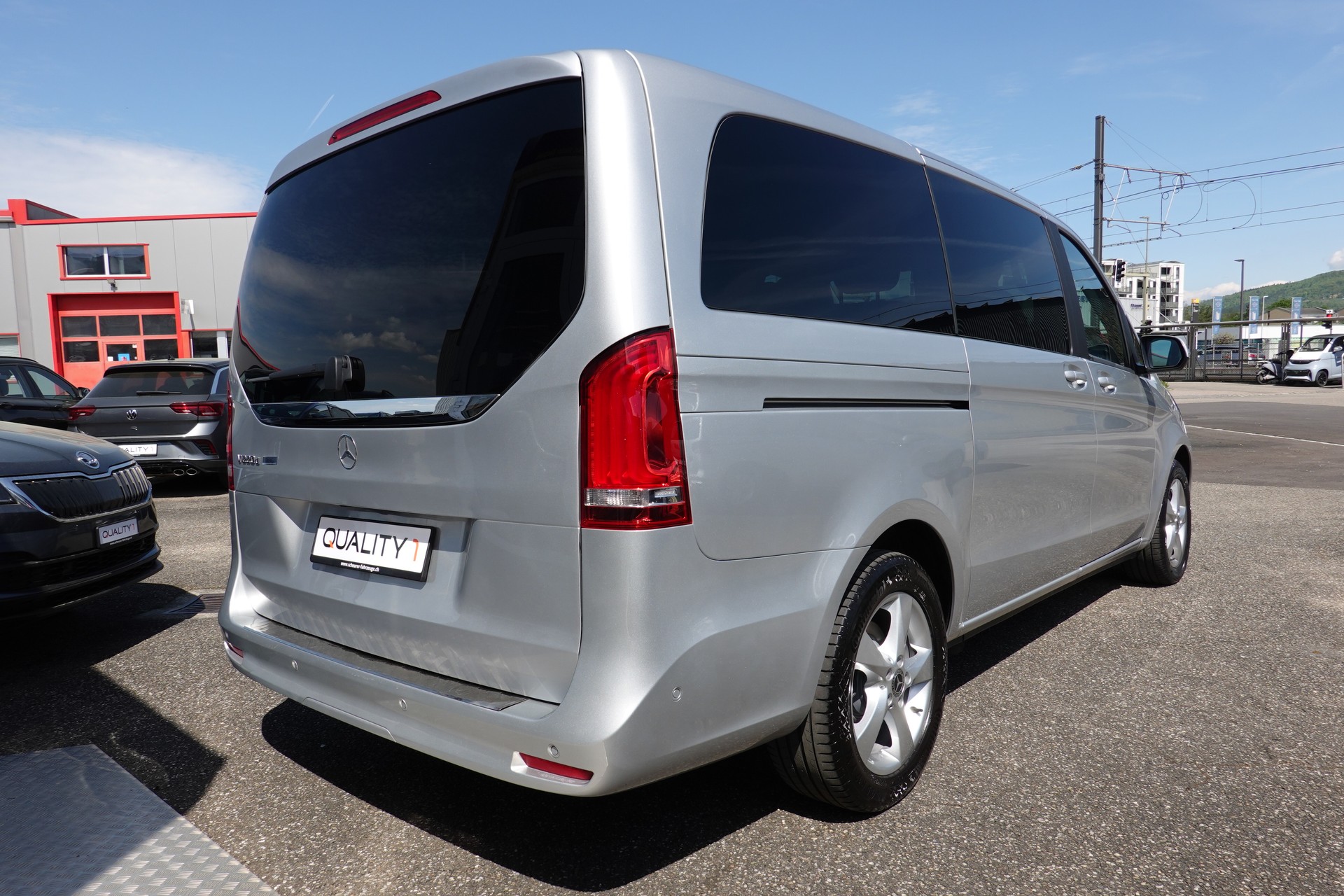 MERCEDES-BENZ V 220 D - "TREND" - LANG - 9G-TRONIC-image-3