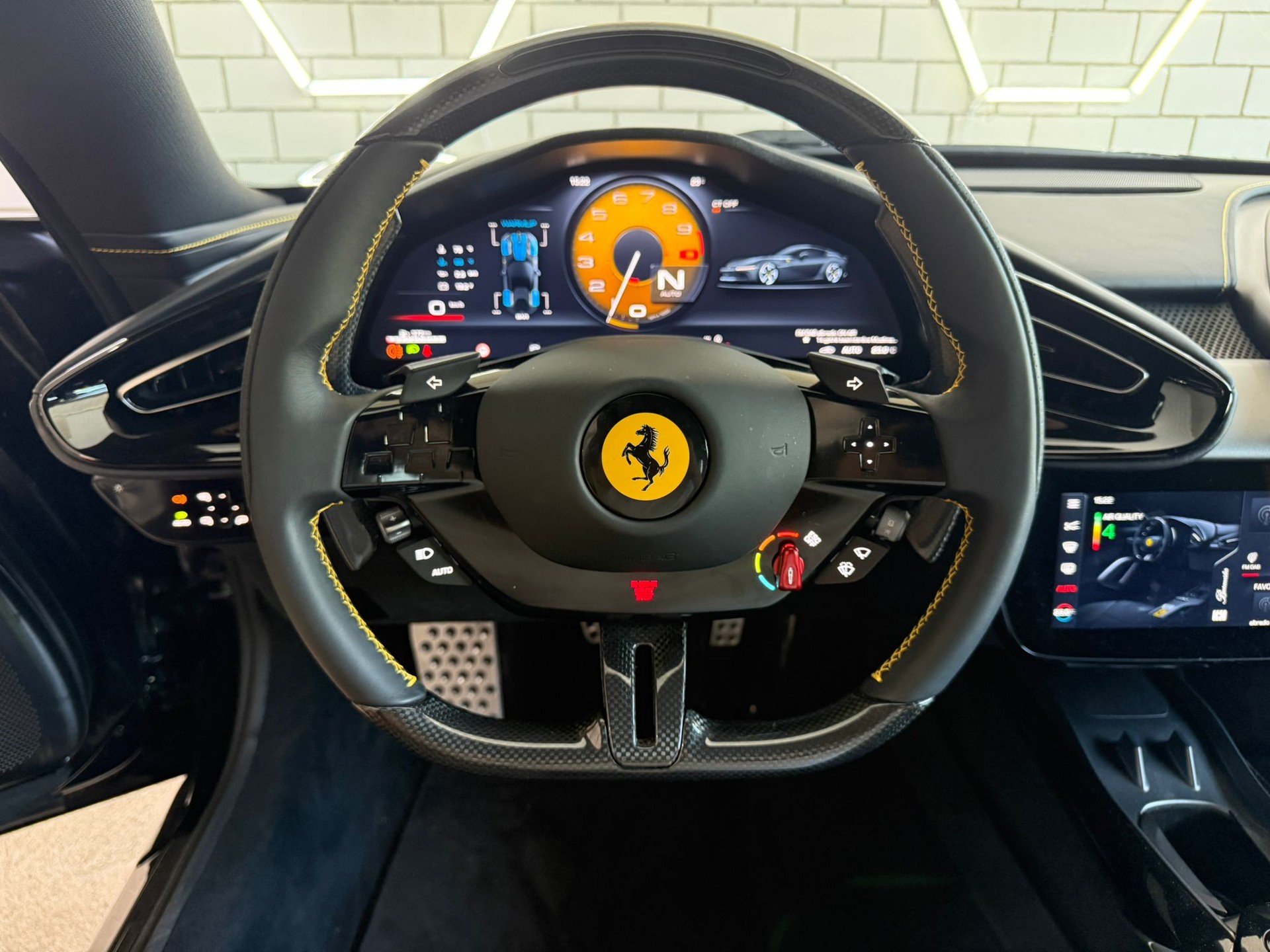 FERRARI 12 Cilindri-image-9