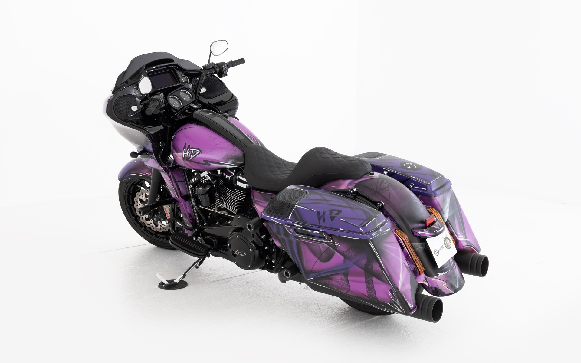 HARLEY-DAVIDSON FLTRXS Road Glide Special Black Finish 114-showroom-element-3